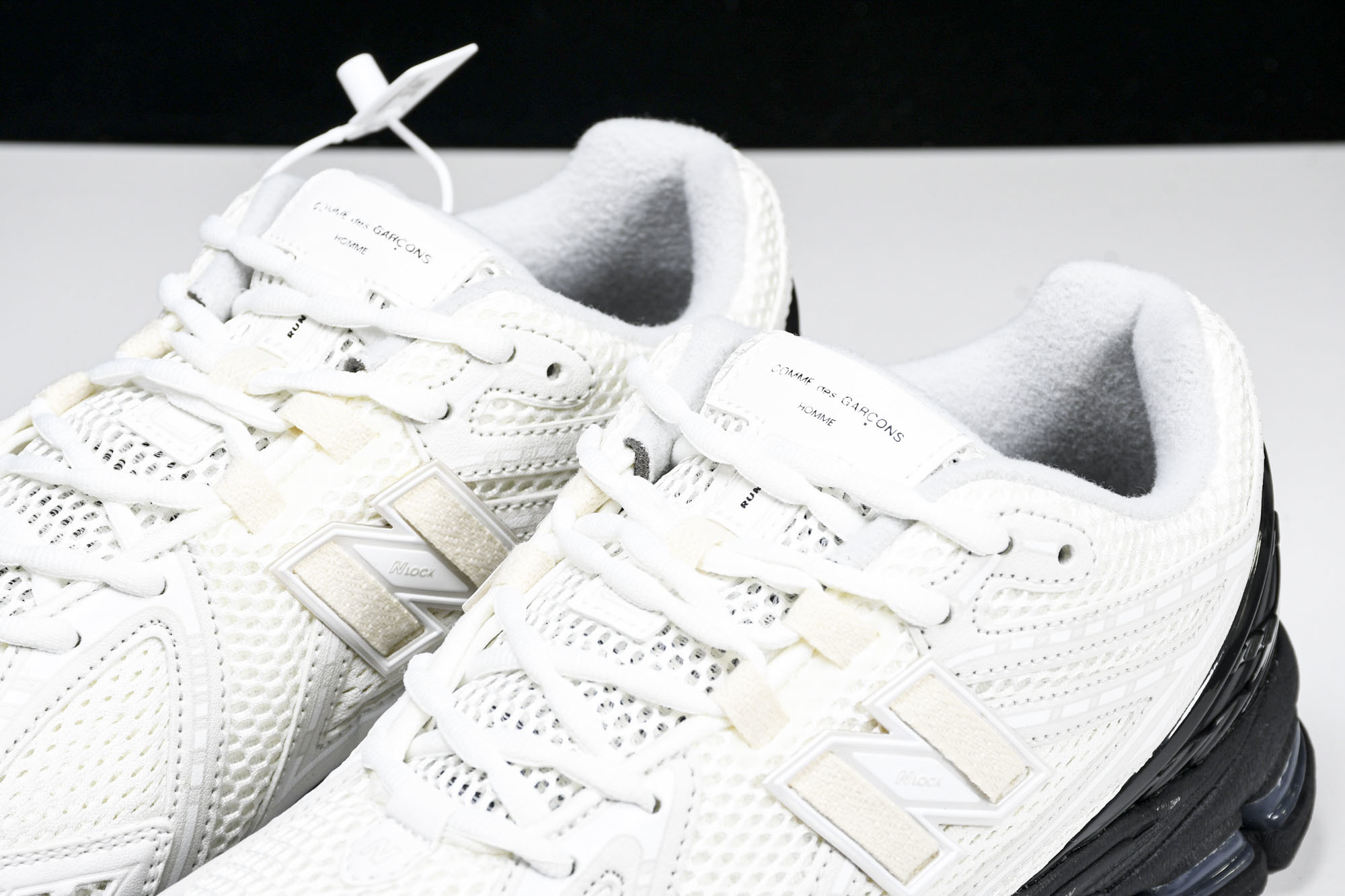 New Balance 1906系列复古老爹风休闲运动慢跑鞋 M1906RCO #YZ010#鞋款灵感源