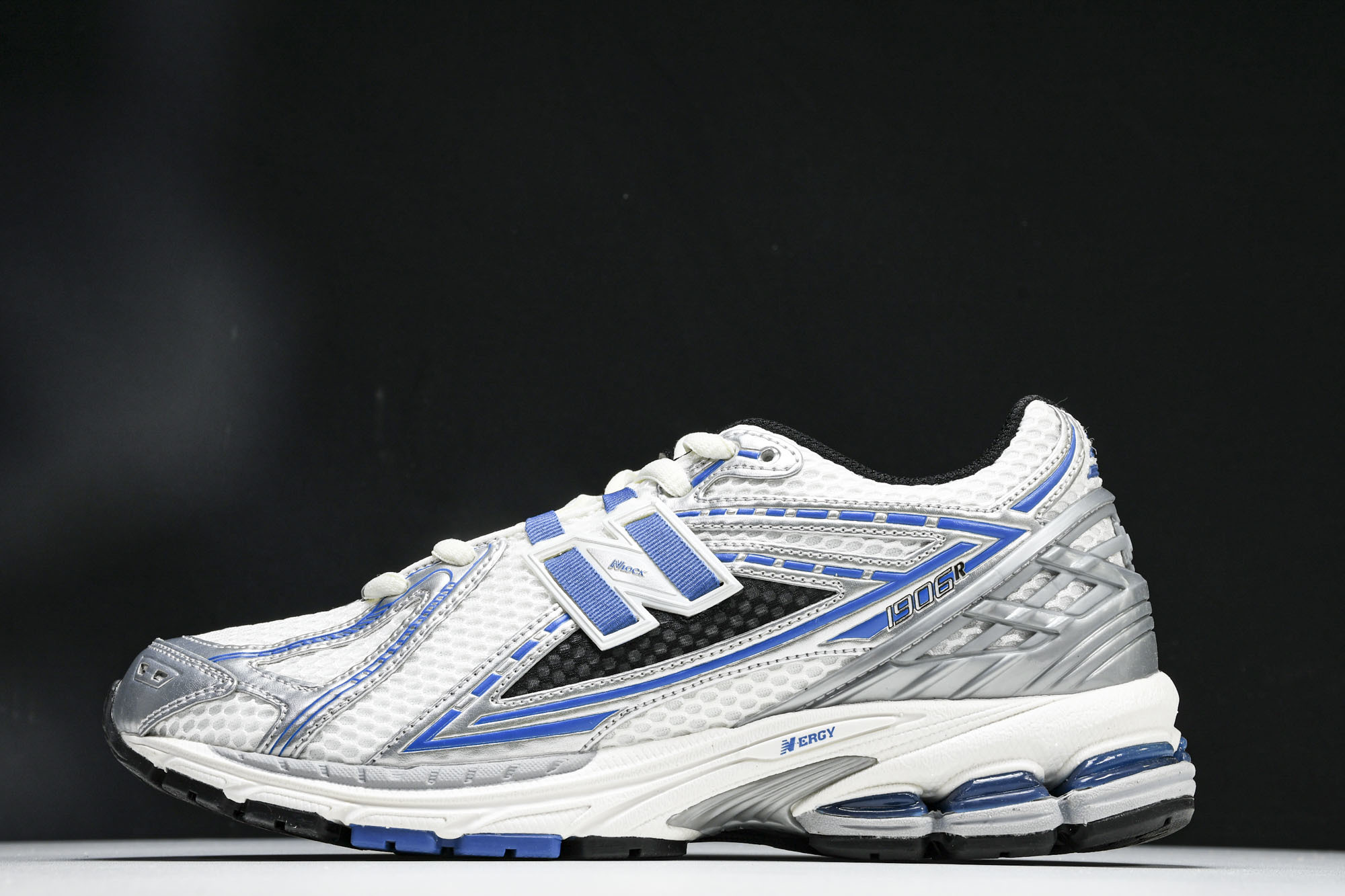 New Balance 1906系列复古老爹风休闲运动慢跑鞋 M1906REB #YZ010#鞋款灵感源