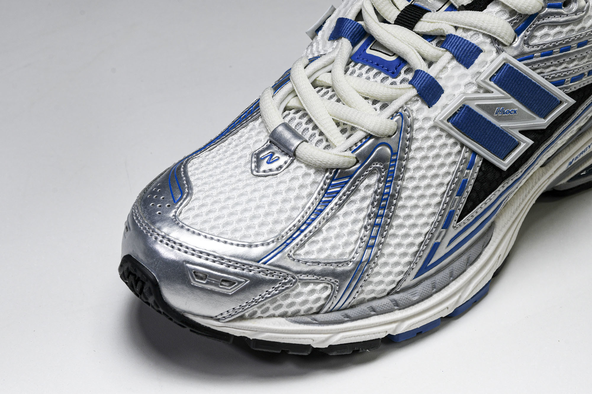 New Balance 1906系列复古老爹风休闲运动慢跑鞋 M1906REB #YZ010#鞋款灵感源