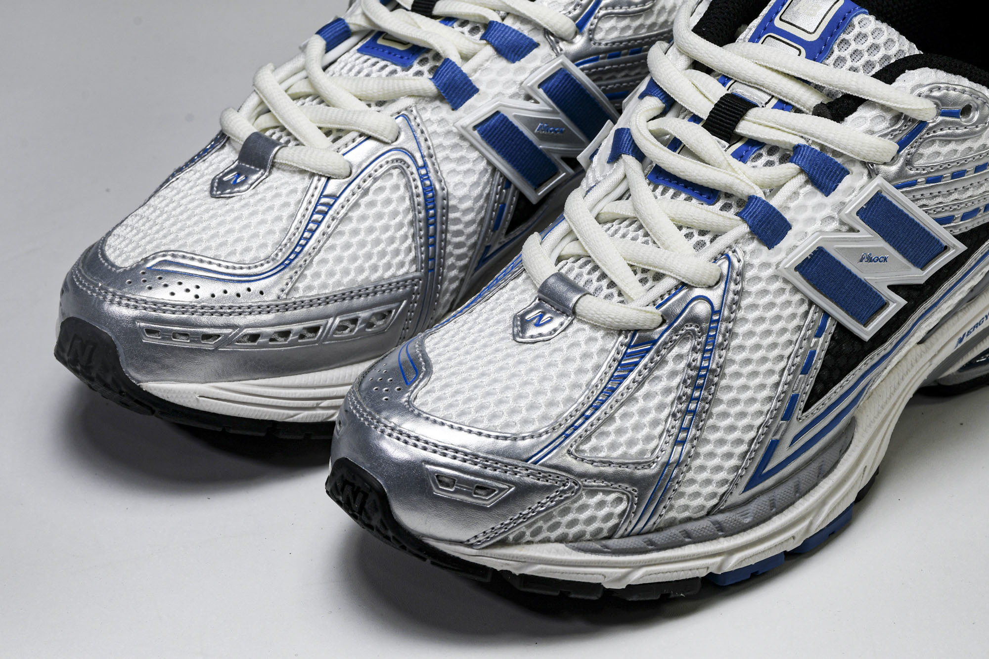 New Balance 1906系列复古老爹风休闲运动慢跑鞋 M1906REB #YZ010#鞋款灵感源