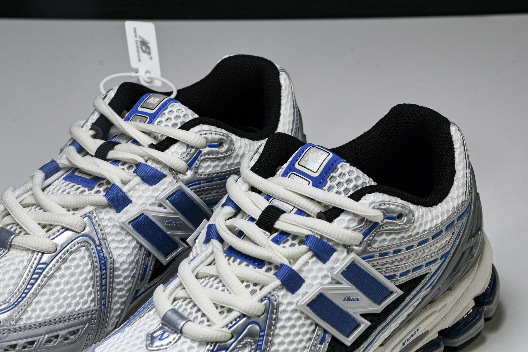 New Balance 1906系列复古老爹风休闲运动慢跑鞋 M1906REB #YZ010#鞋款灵感源