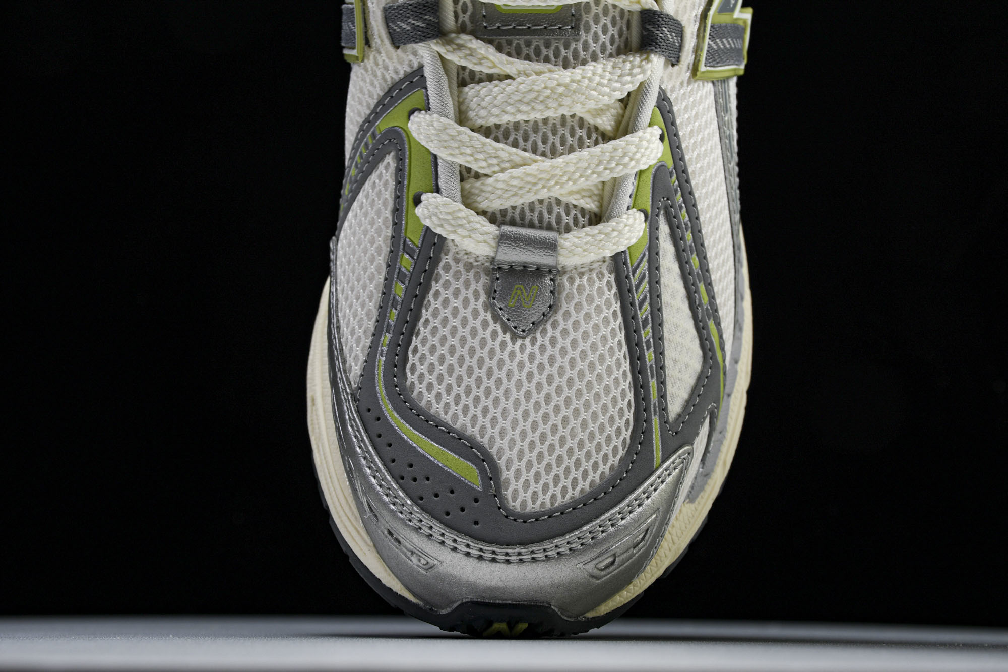 New Balance 1906系列复古老爹风休闲运动慢跑鞋 M1906REM #YZ010#鞋款灵感源