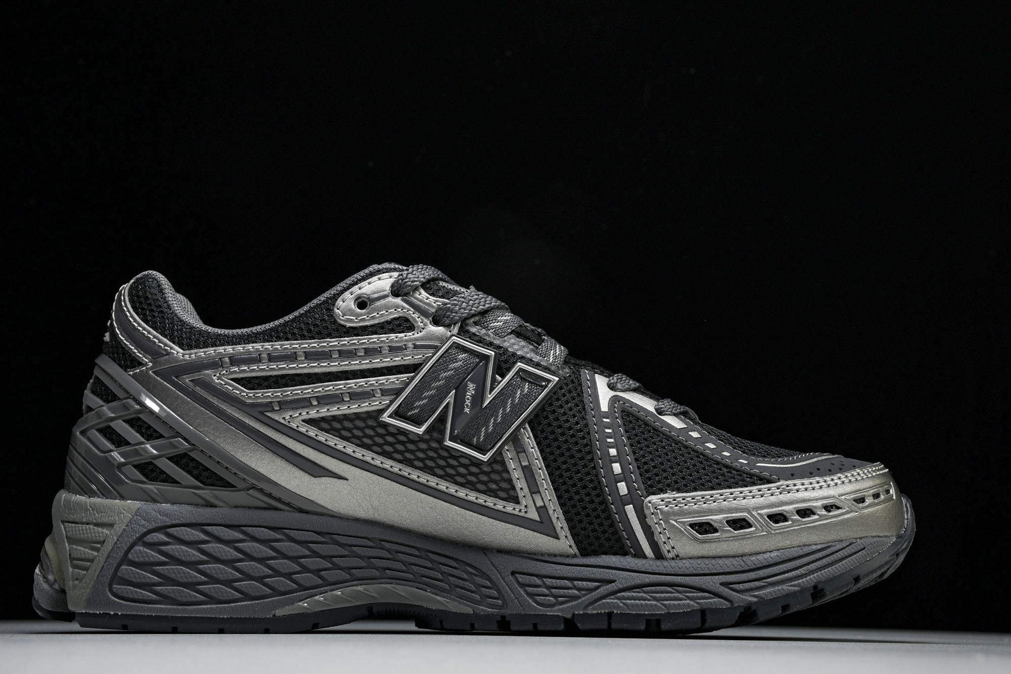 New Balance 1906系列复古老爹风休闲运动慢跑鞋 M1906RES #YZ010#鞋款灵感源