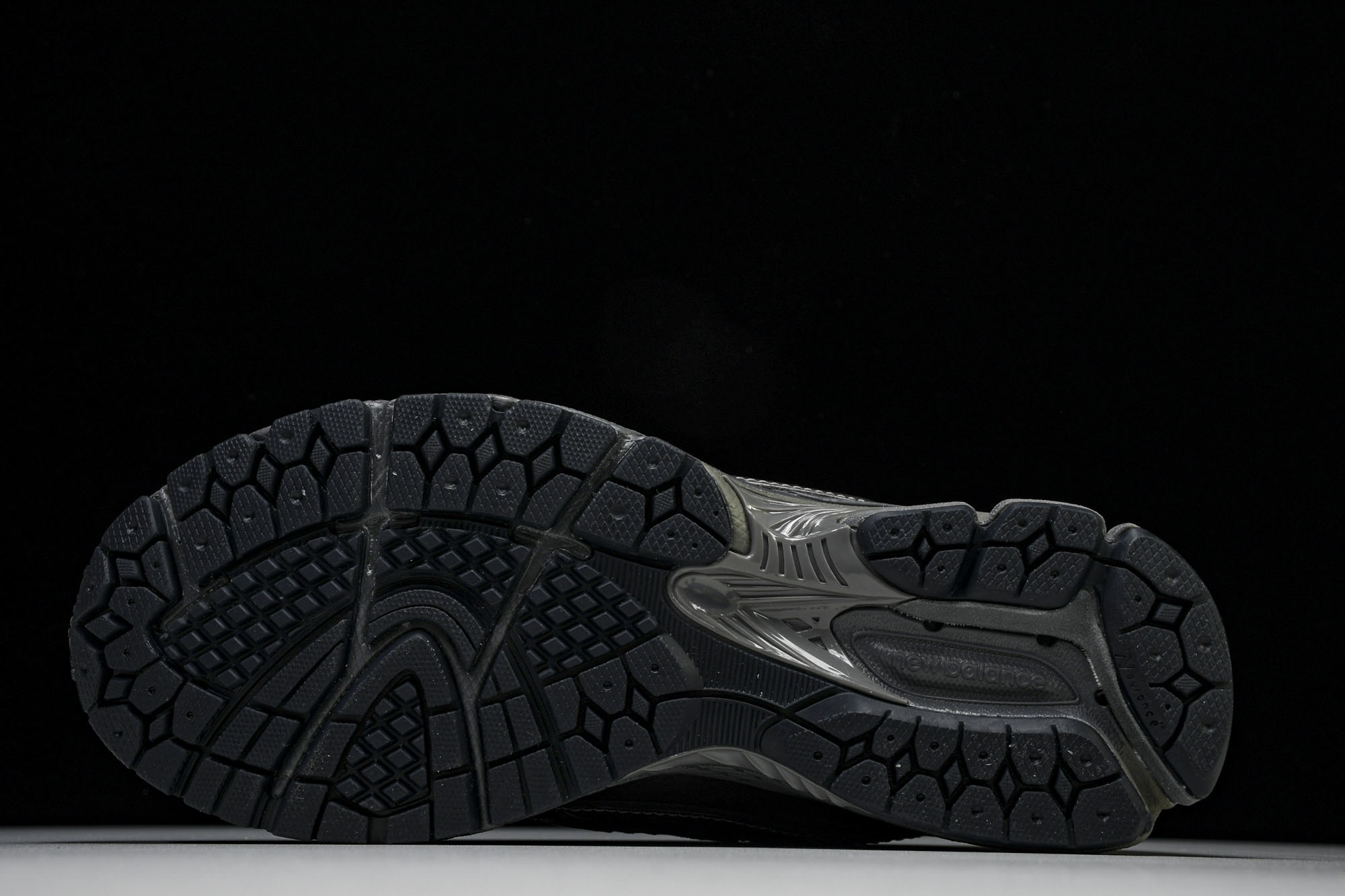 New Balance 1906系列复古老爹风休闲运动慢跑鞋 M1906RES #YZ010#鞋款灵感源