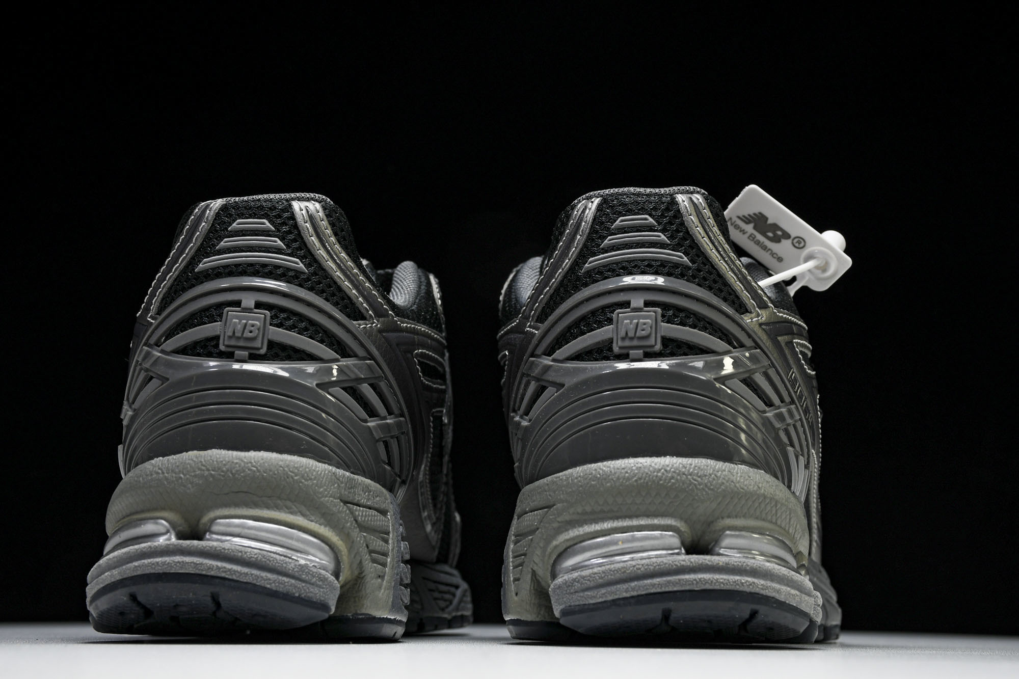 New Balance 1906系列复古老爹风休闲运动慢跑鞋 M1906RES #YZ010#鞋款灵感源