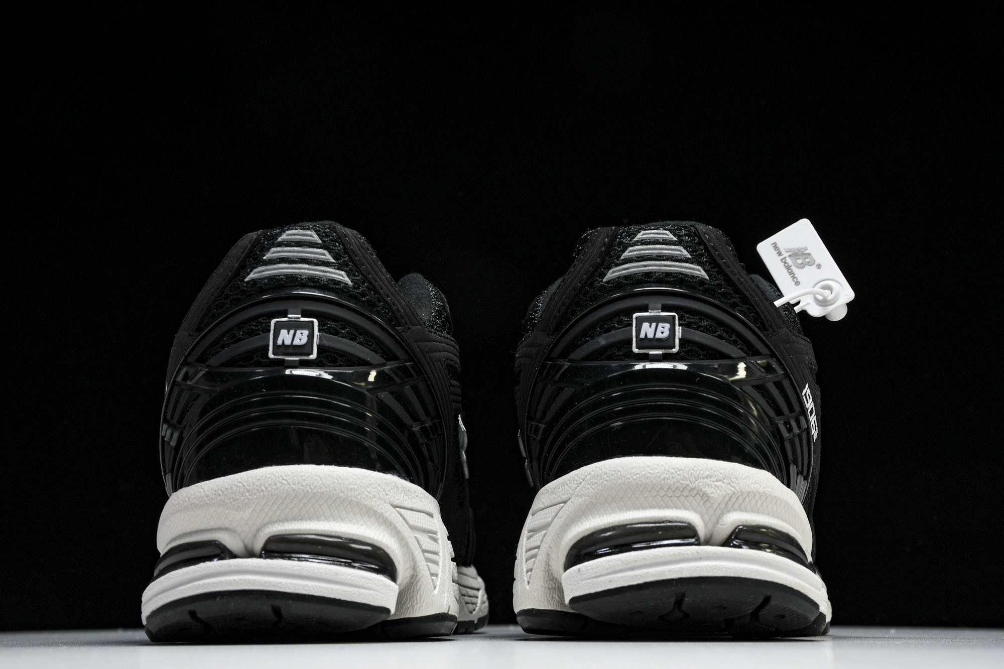 New Balance 1906系列复古老爹风休闲运动慢跑鞋 M1906RFB #YZ010#鞋款灵感源