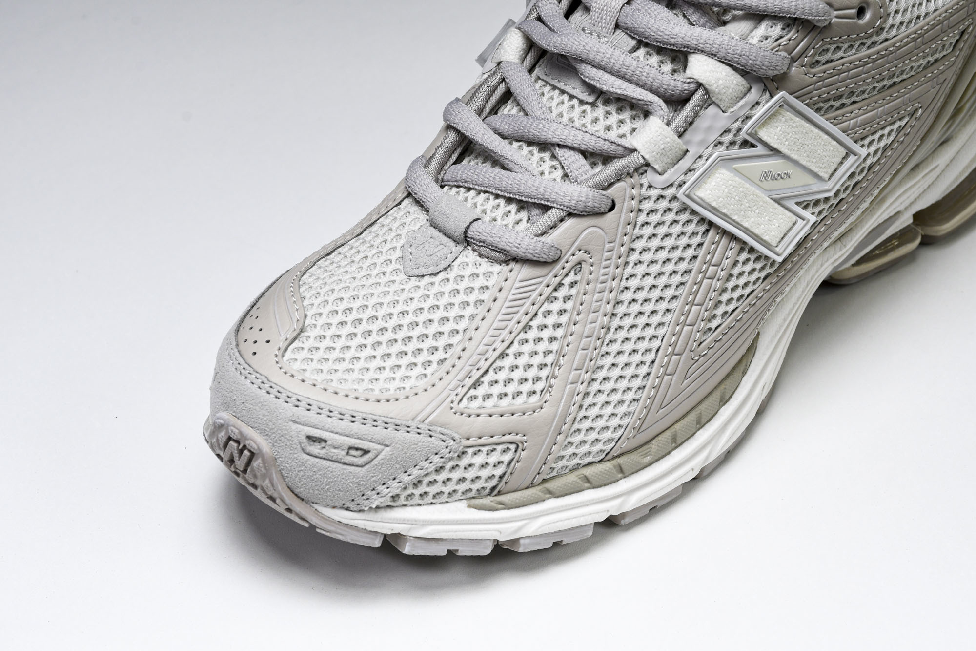 New Balance 1906系列复古老爹风休闲运动慢跑鞋 M1906RGR #YZ010#鞋款灵感源