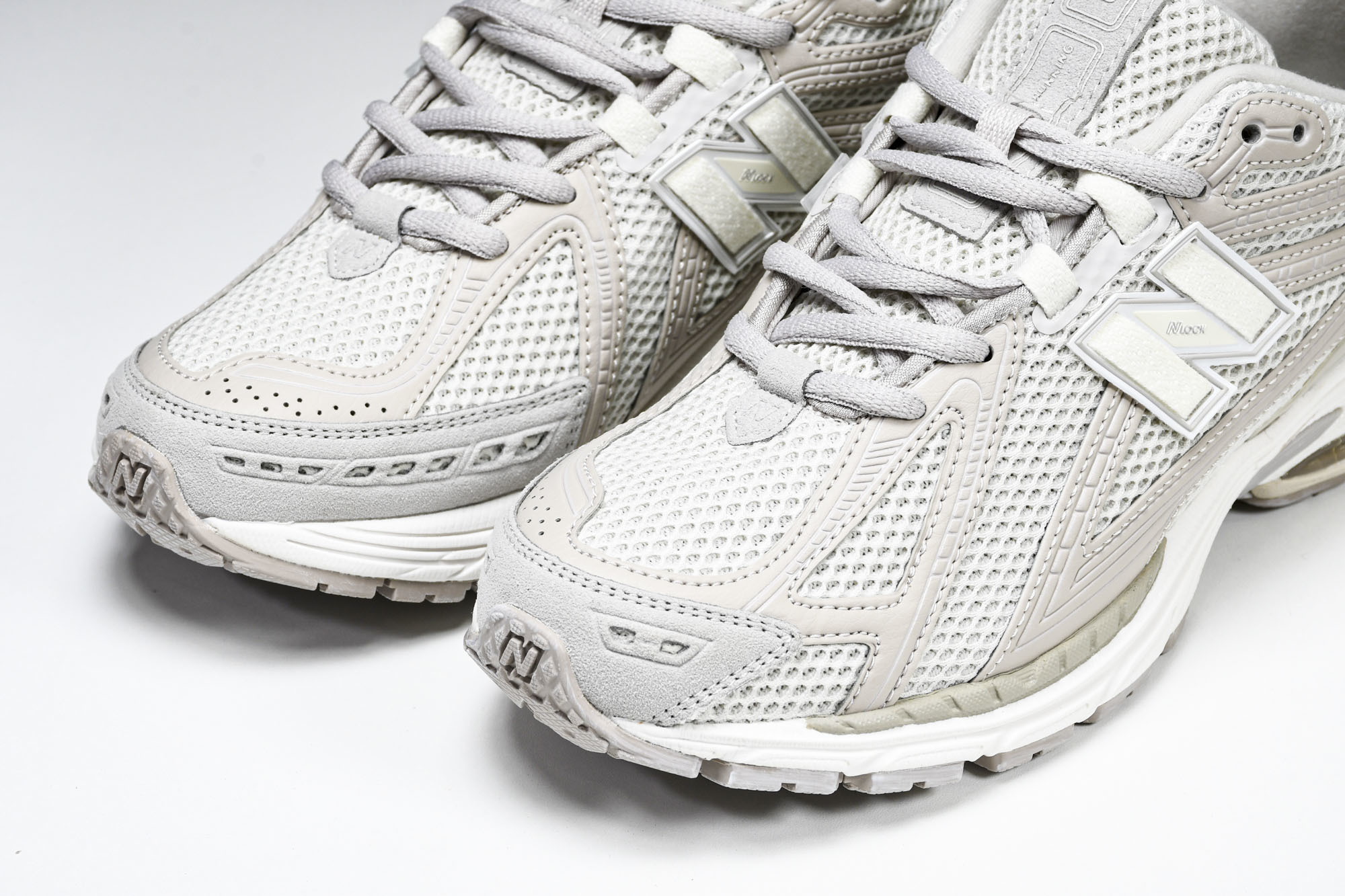 New Balance 1906系列复古老爹风休闲运动慢跑鞋 M1906RGR #YZ010#鞋款灵感源