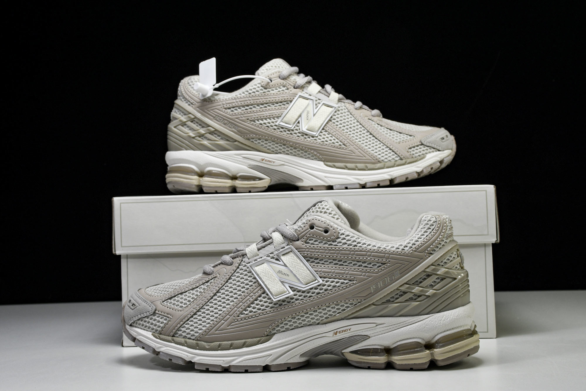 New Balance 1906系列复古老爹风休闲运动慢跑鞋 M1906RGR #YZ010#鞋款灵感源