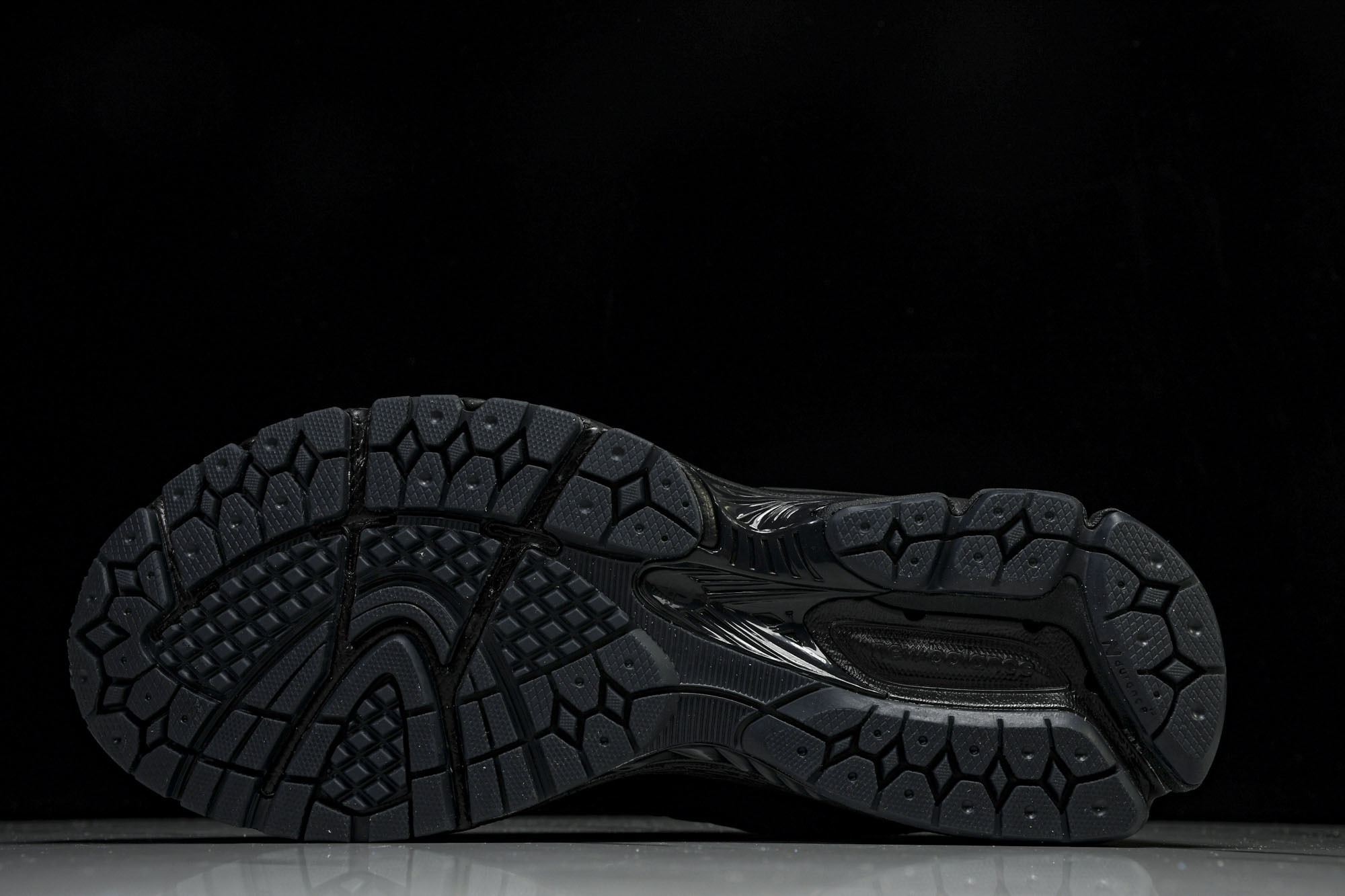 New Balance 1906系列复古老爹风休闲运动慢跑鞋 M1906RJB #YZ010#鞋款灵感源