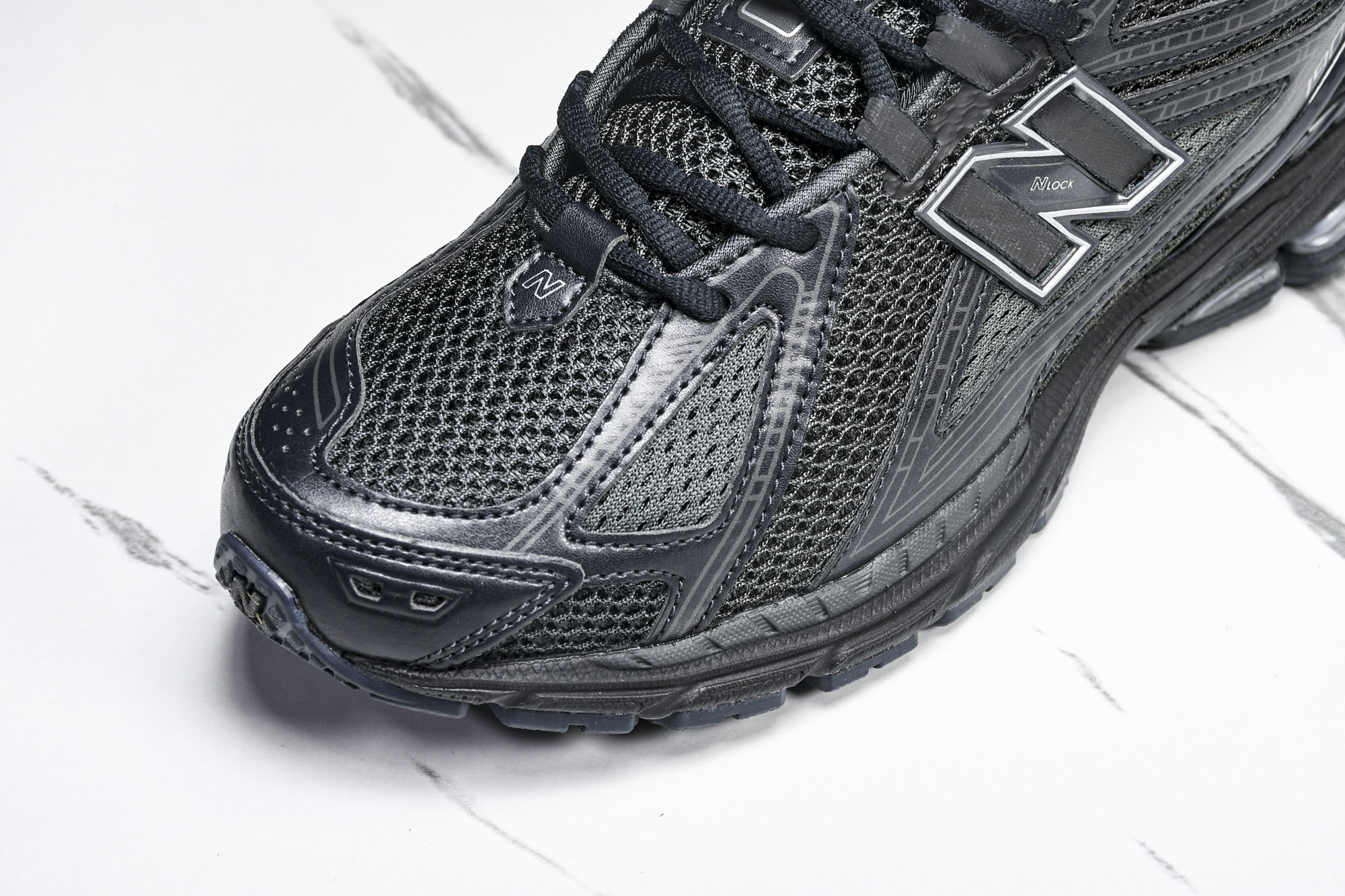 New Balance 1906系列复古老爹风休闲运动慢跑鞋 M1906RJB #YZ010#鞋款灵感源