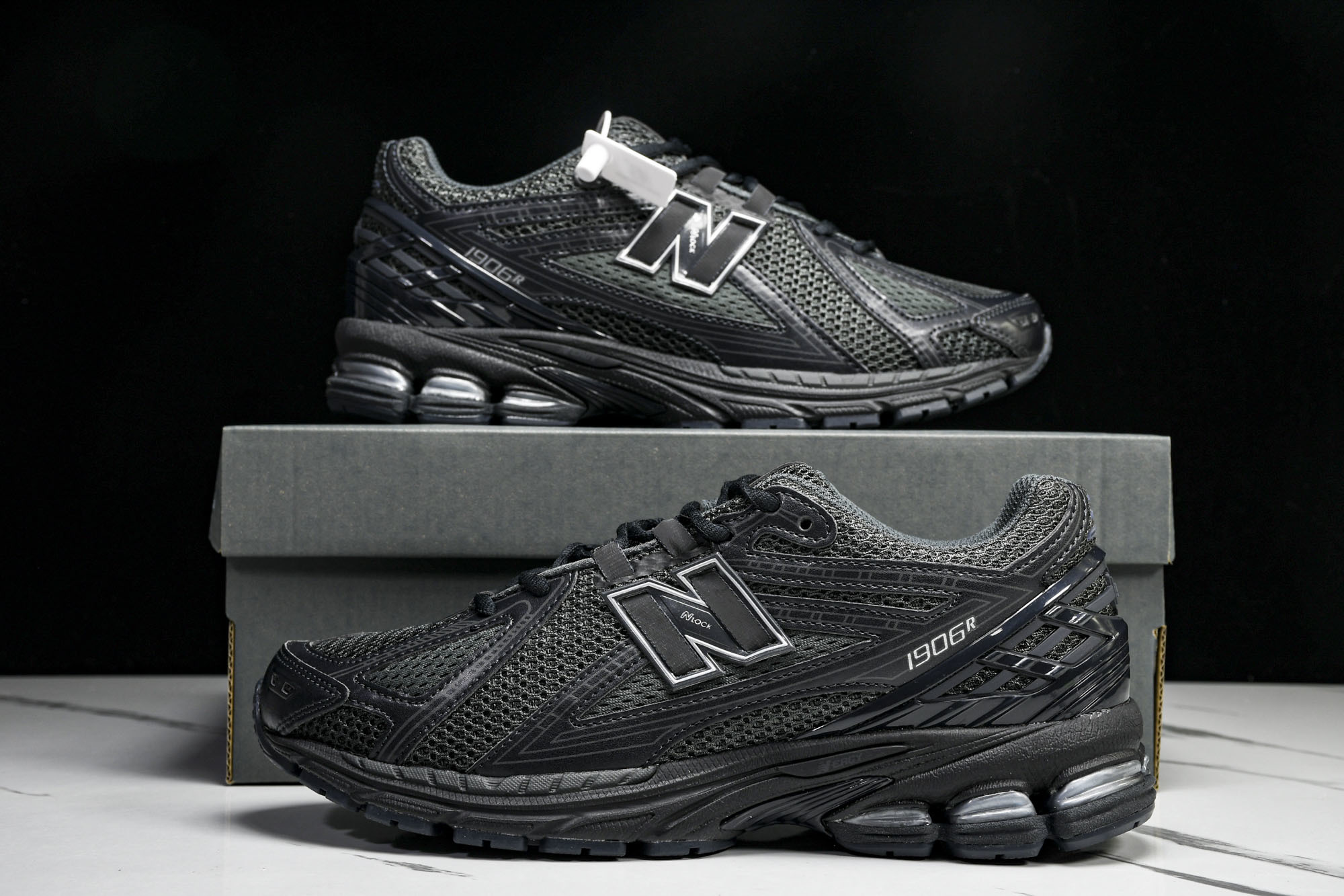 New Balance 1906系列复古老爹风休闲运动慢跑鞋 M1906RJB #YZ010#鞋款灵感源