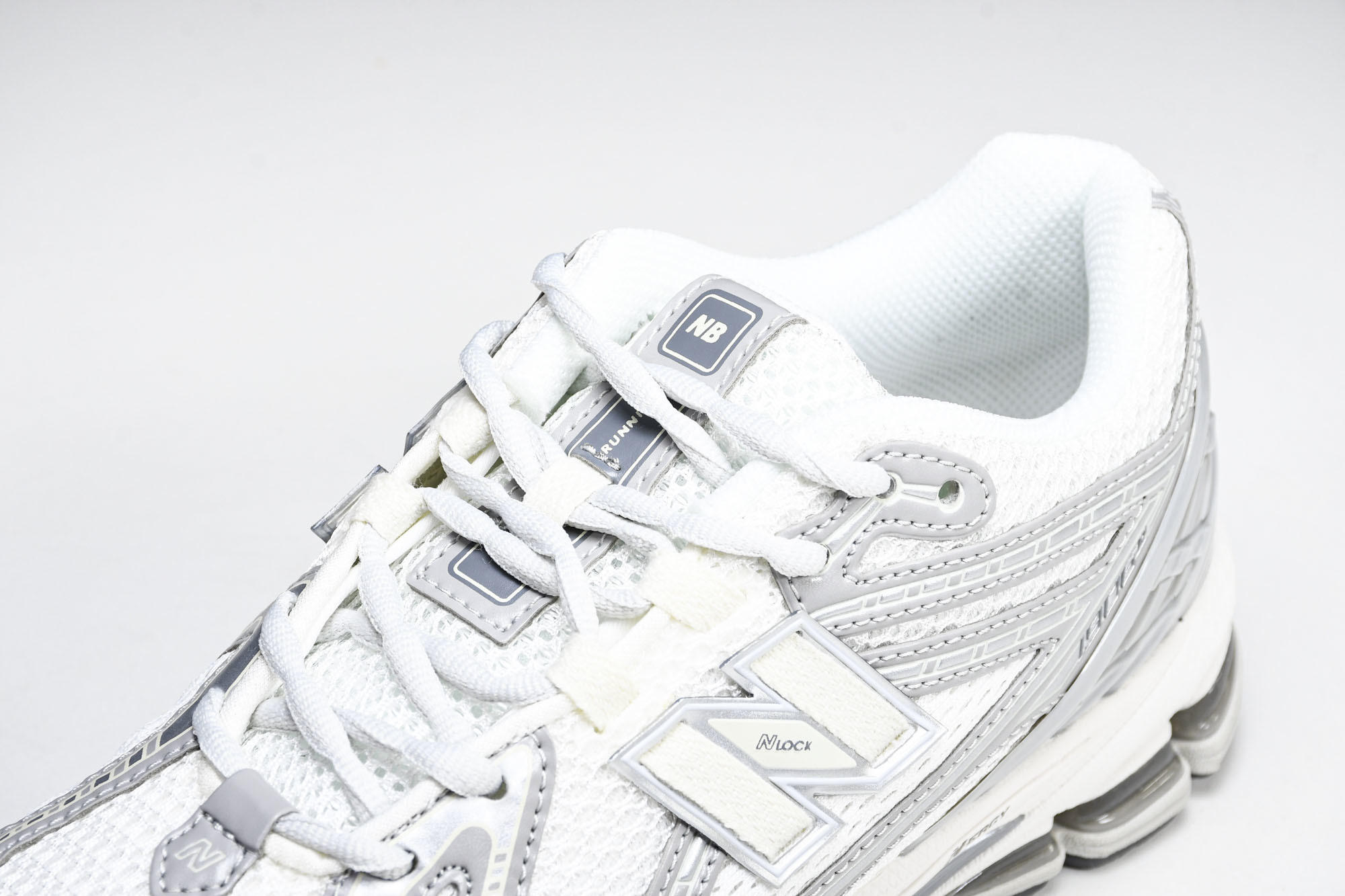 New Balance 1906系列复古老爹风休闲运动慢跑鞋 M1906RJM #YZ010#鞋款灵感源