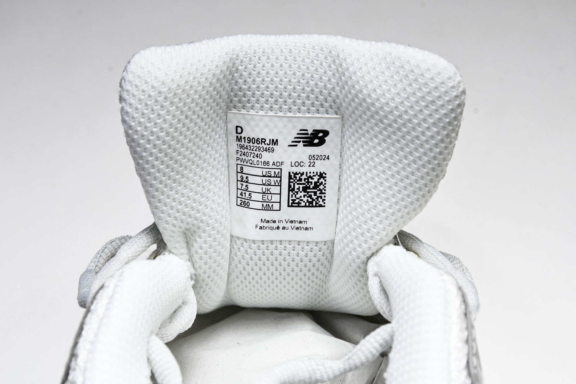 New Balance 1906系列复古老爹风休闲运动慢跑鞋 M1906RJM #YZ010#鞋款灵感源
