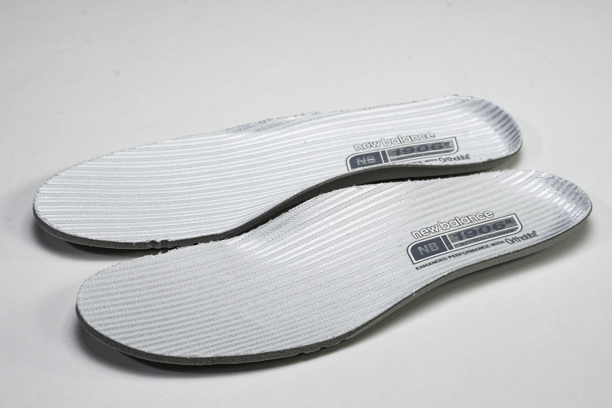 New Balance 1906系列复古老爹风休闲运动慢跑鞋 M1906RJM #YZ010#鞋款灵感源