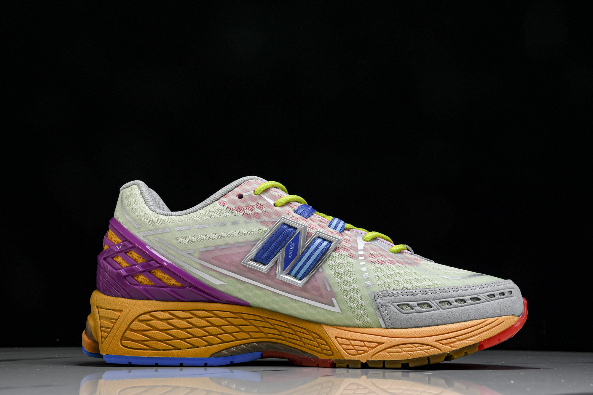 New Balance 1906系列复古老爹风休闲运动慢跑鞋 M1906RKL #YZ010#鞋款灵感源