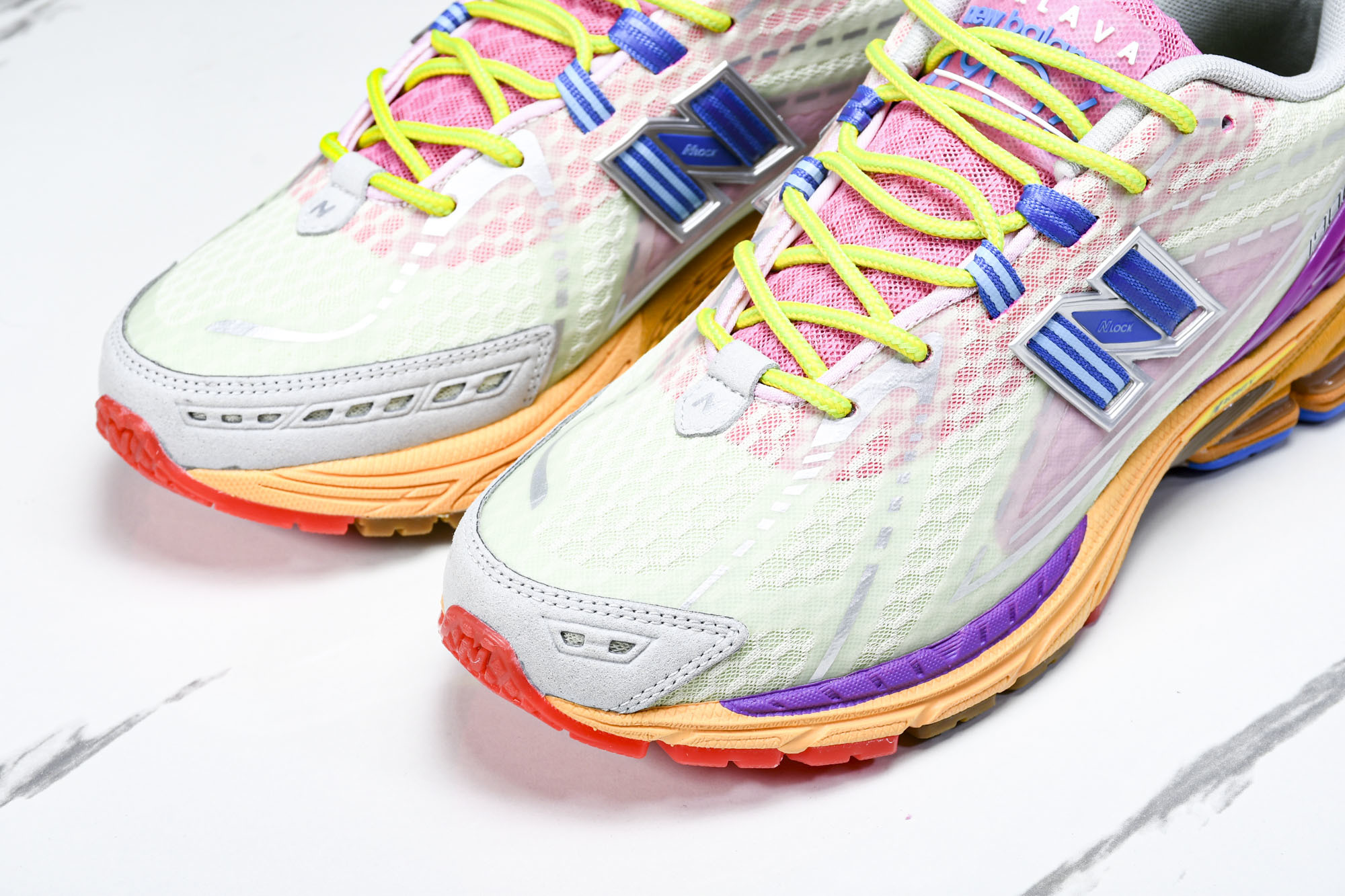 New Balance 1906系列复古老爹风休闲运动慢跑鞋 M1906RKL #YZ010#鞋款灵感源