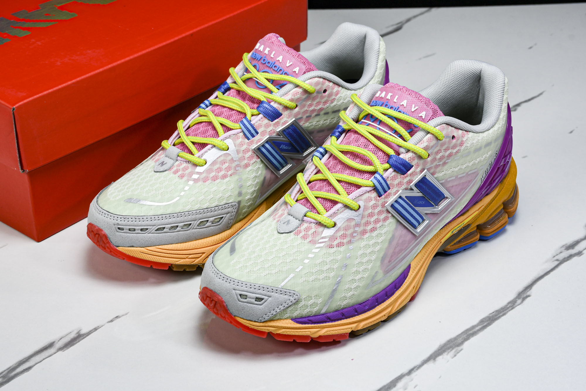 New Balance 1906系列复古老爹风休闲运动慢跑鞋 M1906RKL #YZ010#鞋款灵感源