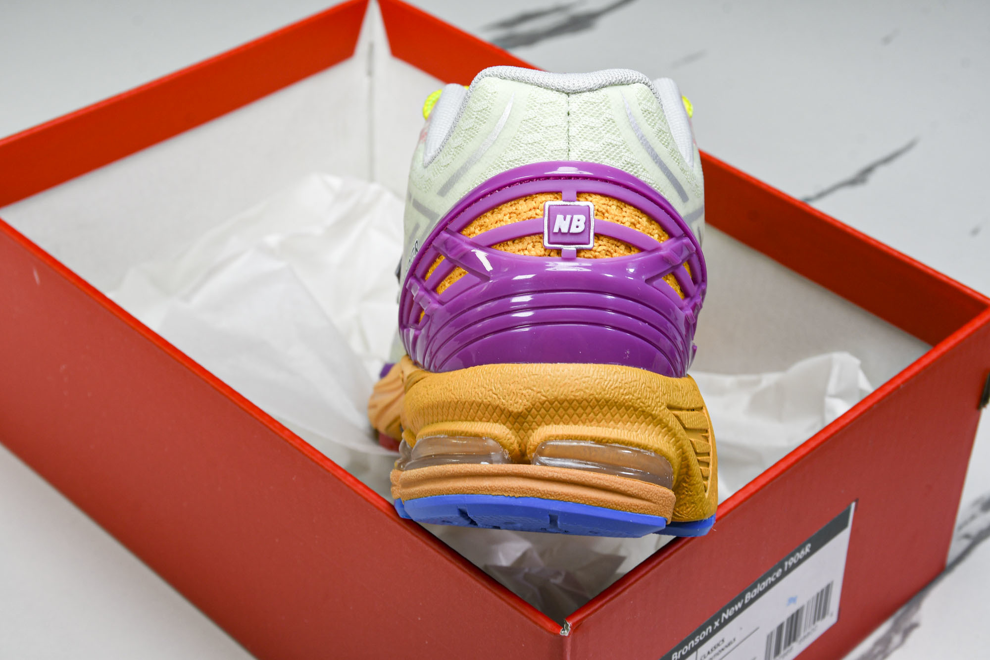 New Balance 1906系列复古老爹风休闲运动慢跑鞋 M1906RKL #YZ010#鞋款灵感源