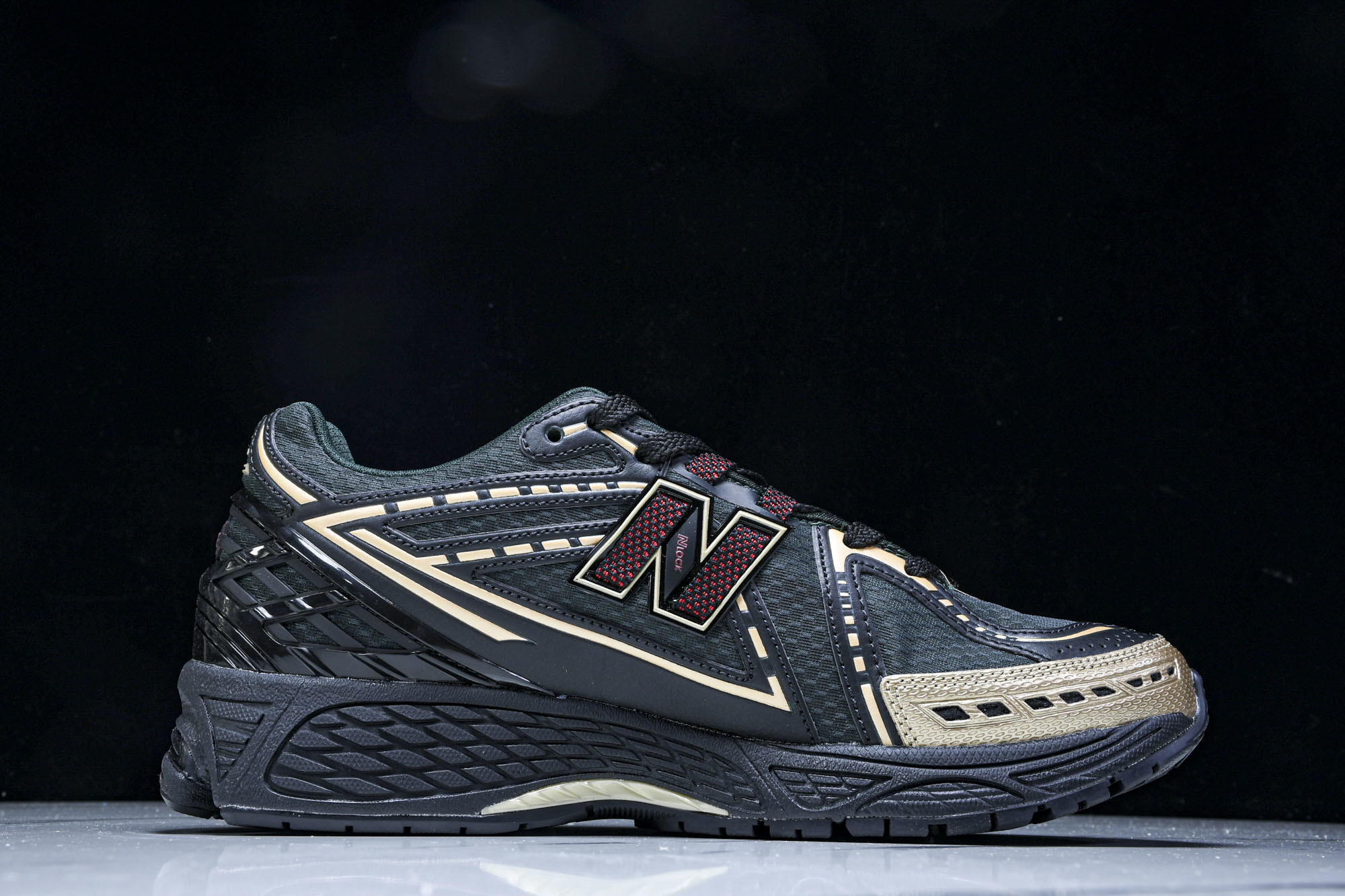 New Balance 1906系列复古老爹风休闲运动慢跑鞋 M1906RKS #YZ010#鞋款灵感源