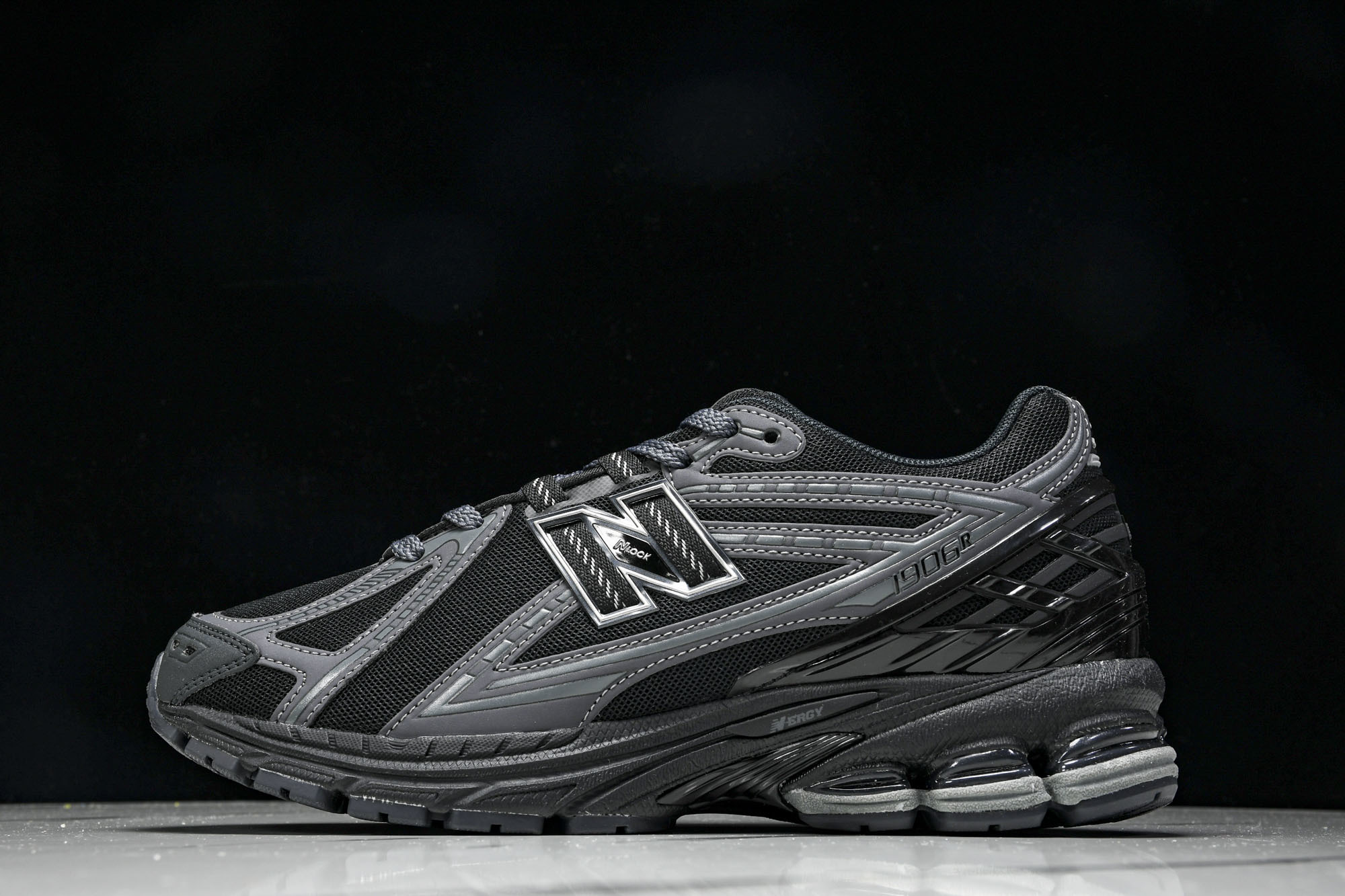 New Balance 1906系列复古老爹风休闲运动慢跑鞋 M1906RLB #YZ010#鞋款灵感源