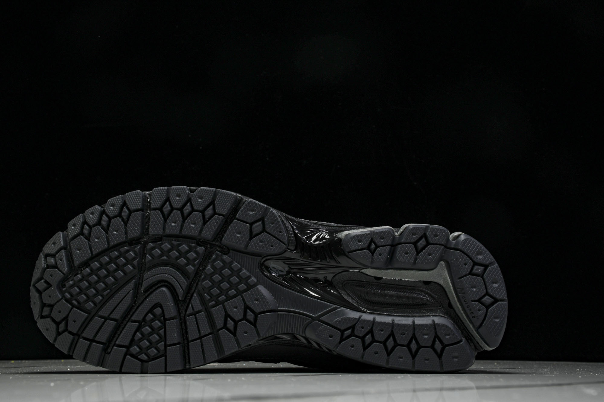 New Balance 1906系列复古老爹风休闲运动慢跑鞋 M1906RLB #YZ010#鞋款灵感源
