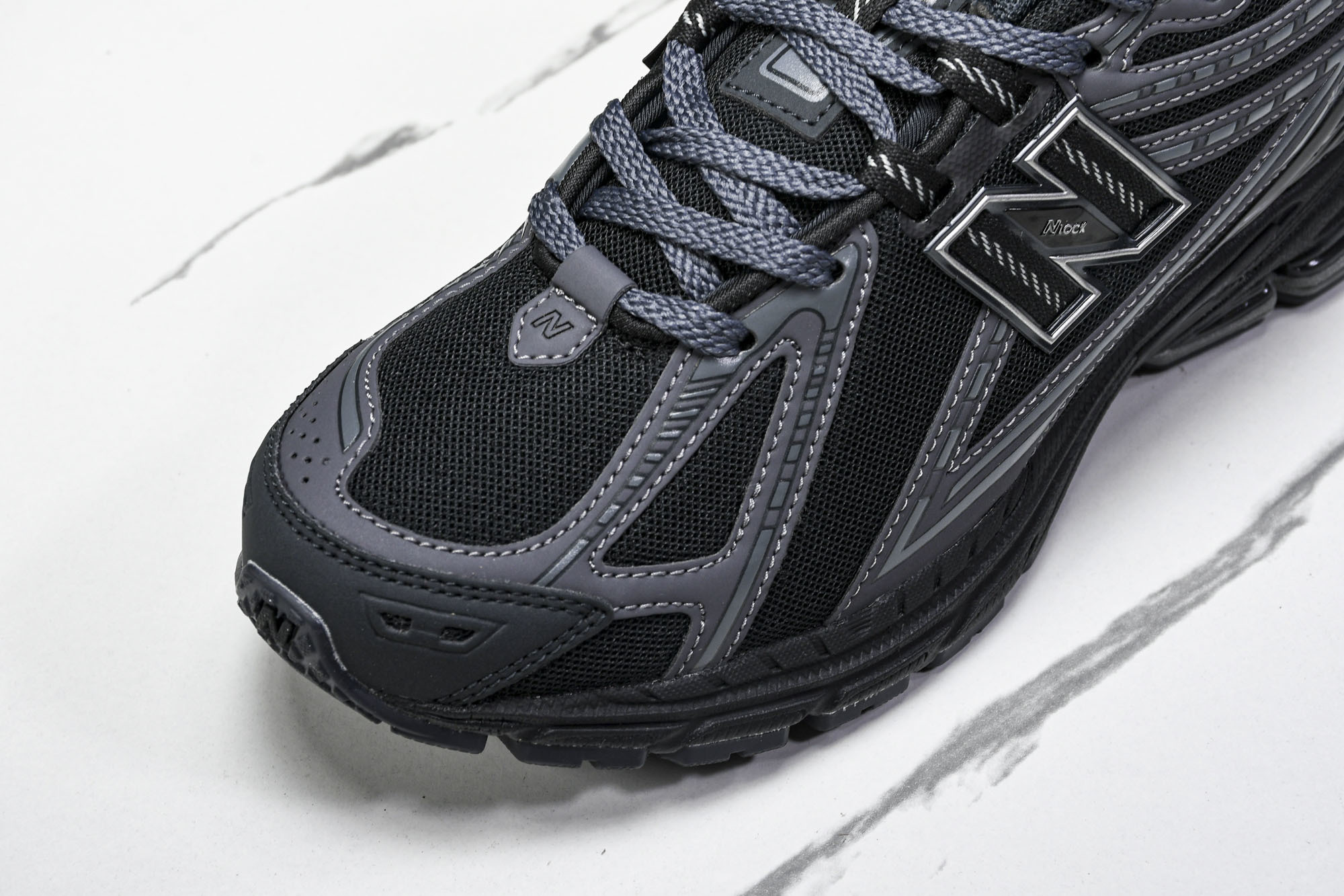New Balance 1906系列复古老爹风休闲运动慢跑鞋 M1906RLB #YZ010#鞋款灵感源