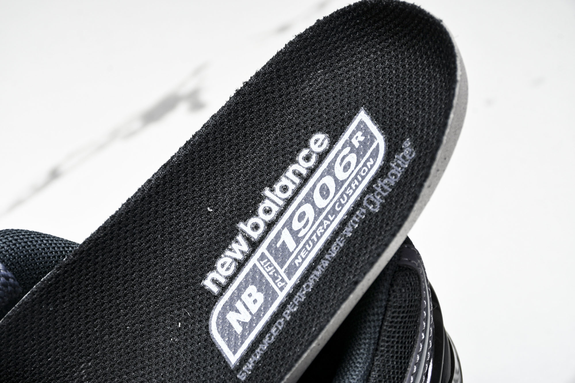 New Balance 1906系列复古老爹风休闲运动慢跑鞋 M1906RLB #YZ010#鞋款灵感源