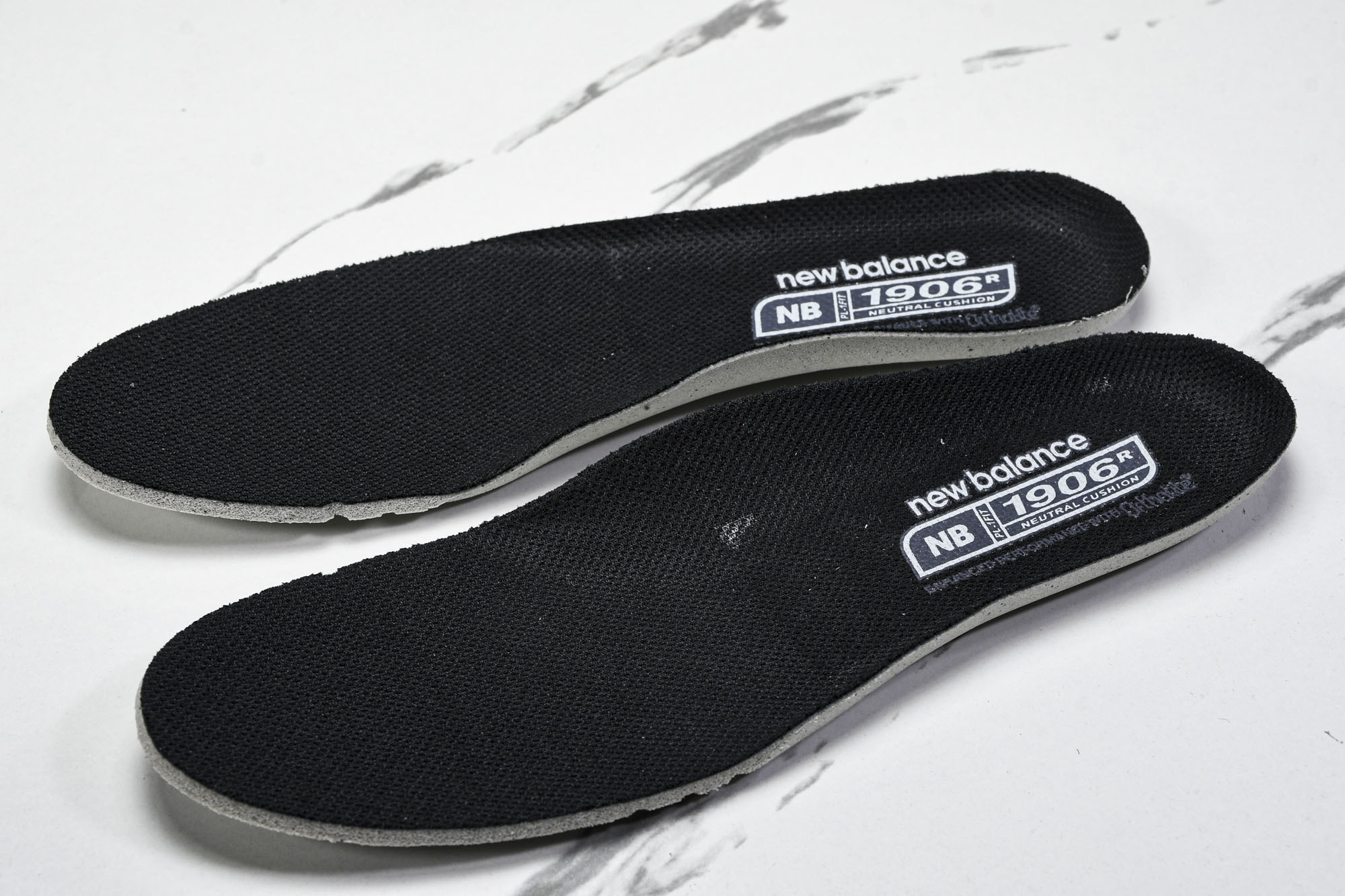 New Balance 1906系列复古老爹风休闲运动慢跑鞋 M1906RLB #YZ010#鞋款灵感源