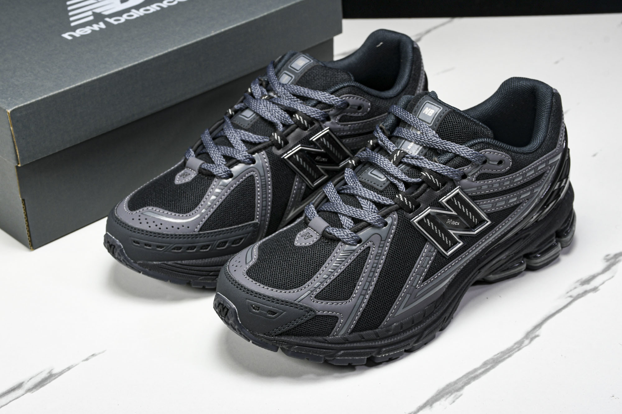 New Balance 1906系列复古老爹风休闲运动慢跑鞋 M1906RLB #YZ010#鞋款灵感源
