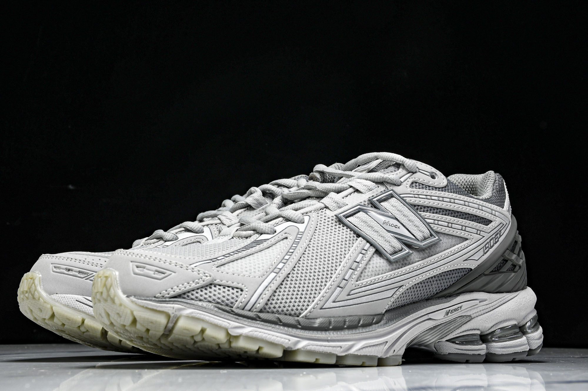 New Balance 1906系列复古老爹风休闲运动慢跑鞋 M1906RNY #YZ01036 37 