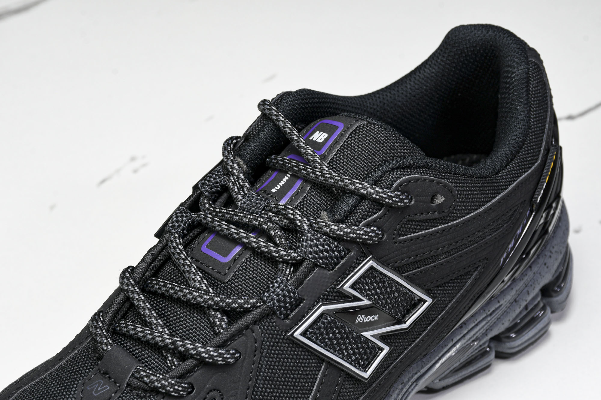 New Balance 1906系列复古老爹风休闲运动慢跑鞋 M1906ROC #YZ010#鞋款灵感源