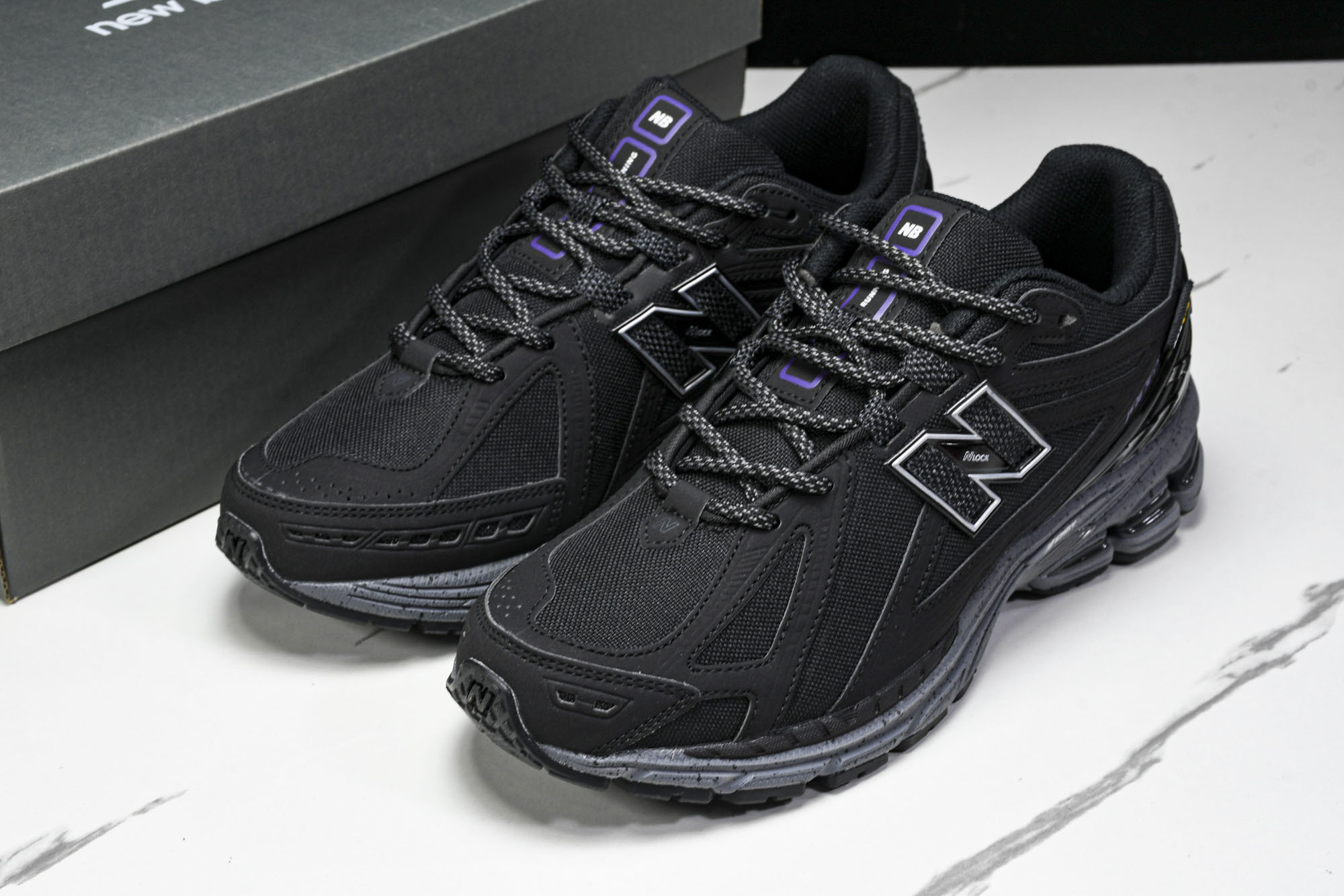 New Balance 1906系列复古老爹风休闲运动慢跑鞋 M1906ROC #YZ010#鞋款灵感源