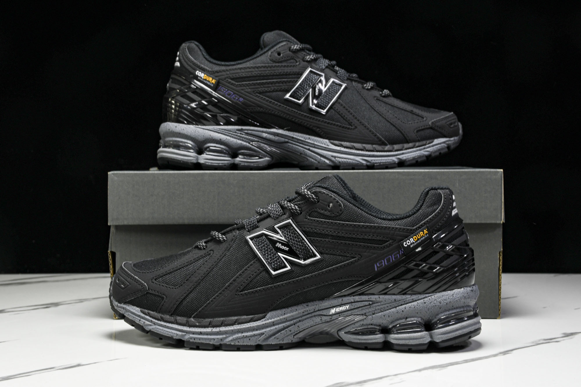 New Balance 1906系列复古老爹风休闲运动慢跑鞋 M1906ROC #YZ010#鞋款灵感源