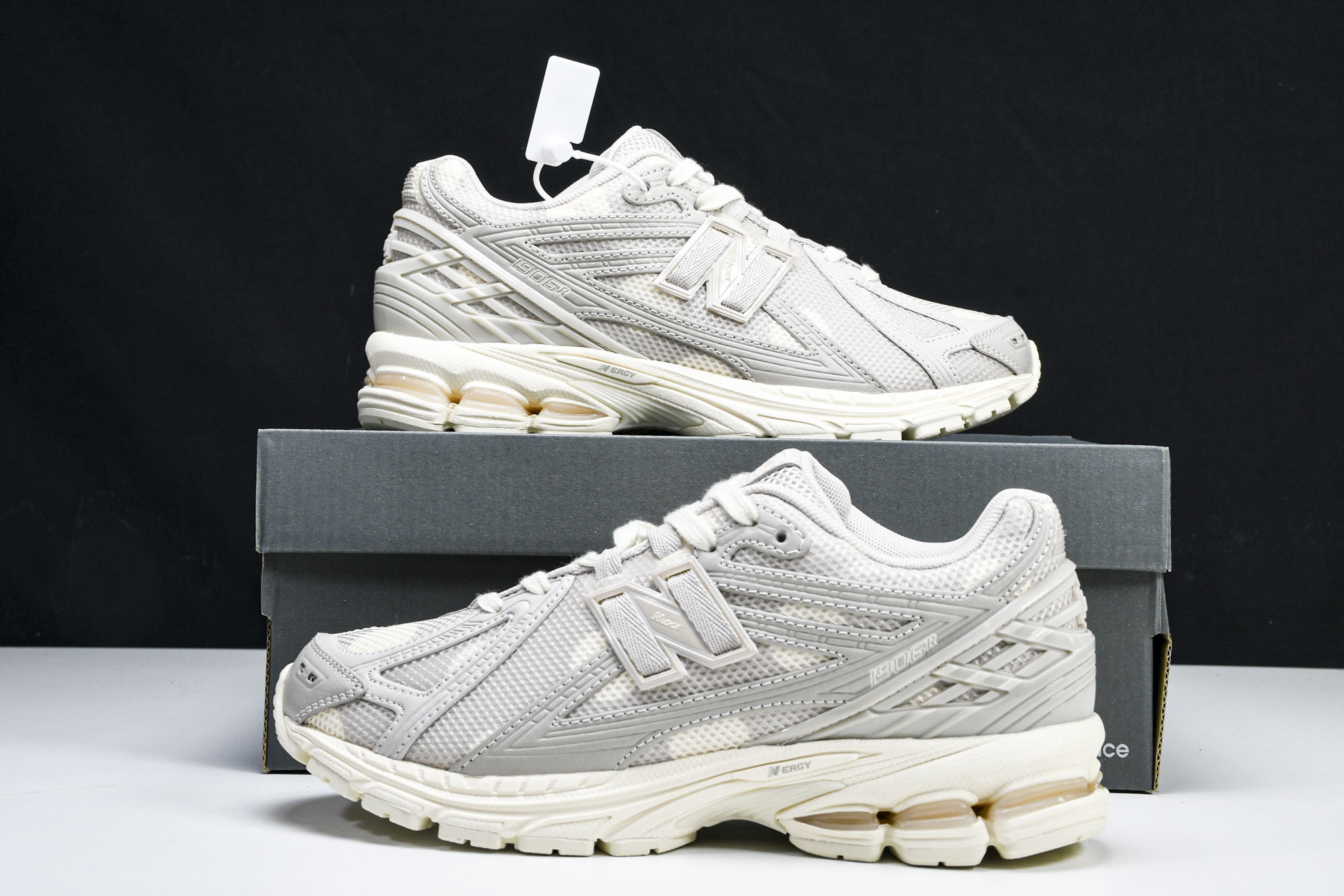 New Balance 1906系列复古老爹风休闲运动慢跑鞋 M1906RPA #YZ010#鞋款灵感源