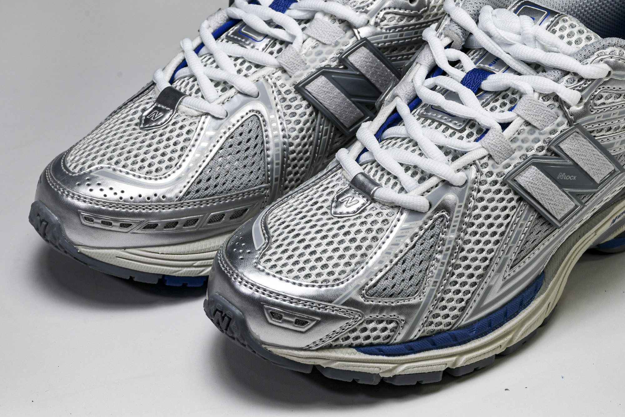 New Balance 1906系列复古老爹风休闲运动慢跑鞋 M1906RQA #YZ010#鞋款灵感源