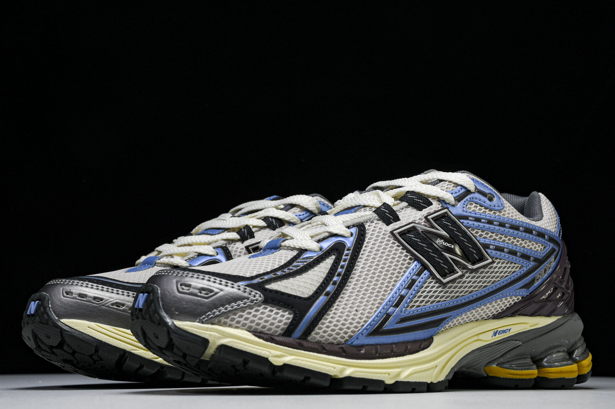 New Balance 1906系列复古老爹风休闲运动慢跑鞋 M1906RRB #YZ010#鞋款灵感源