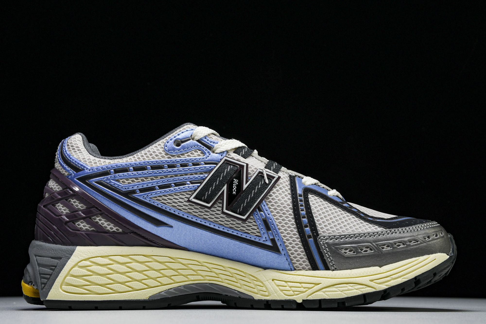 New Balance 1906系列复古老爹风休闲运动慢跑鞋 M1906RRB #YZ010#鞋款灵感源