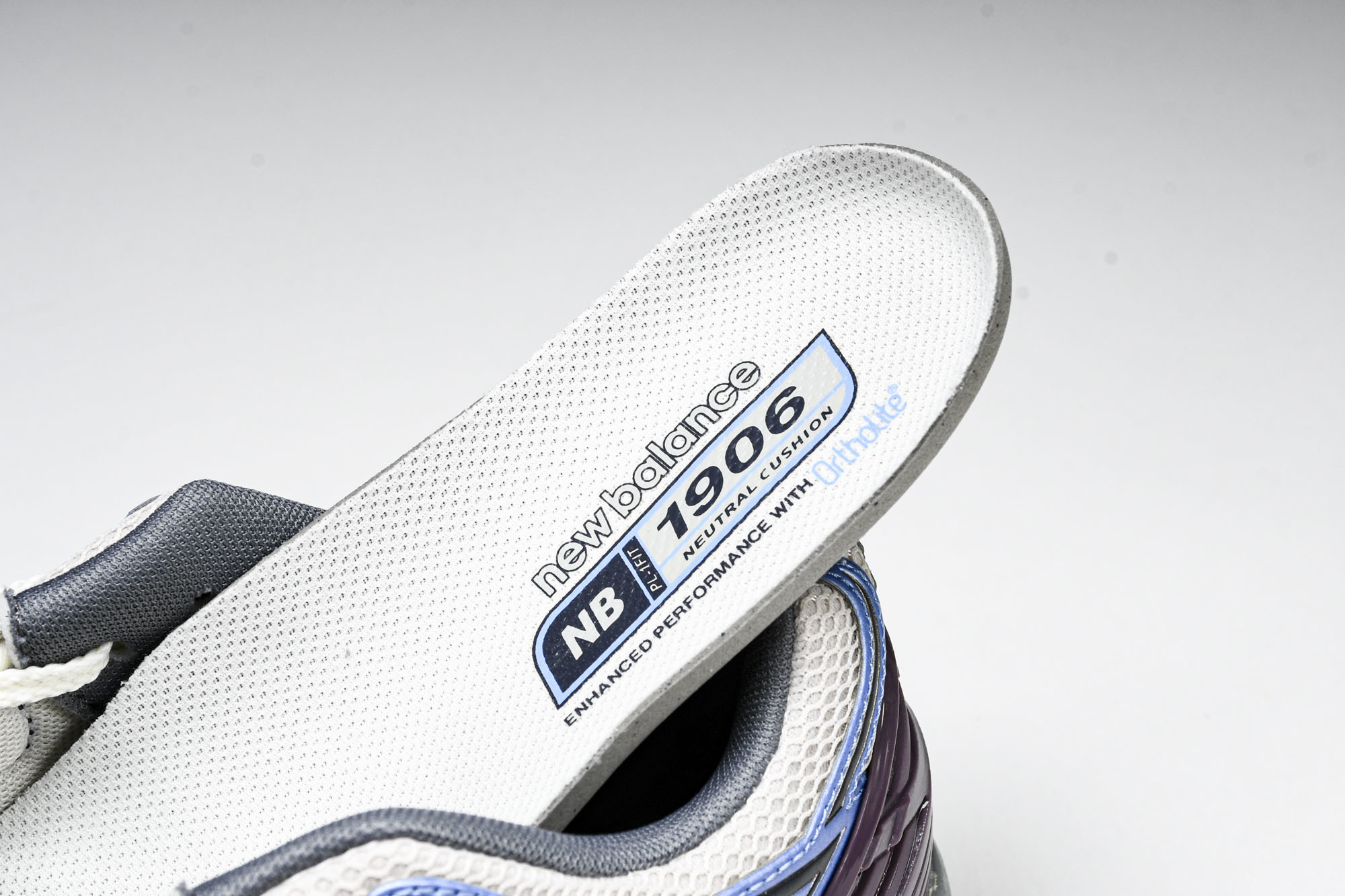 New Balance 1906系列复古老爹风休闲运动慢跑鞋 M1906RRB #YZ010#鞋款灵感源