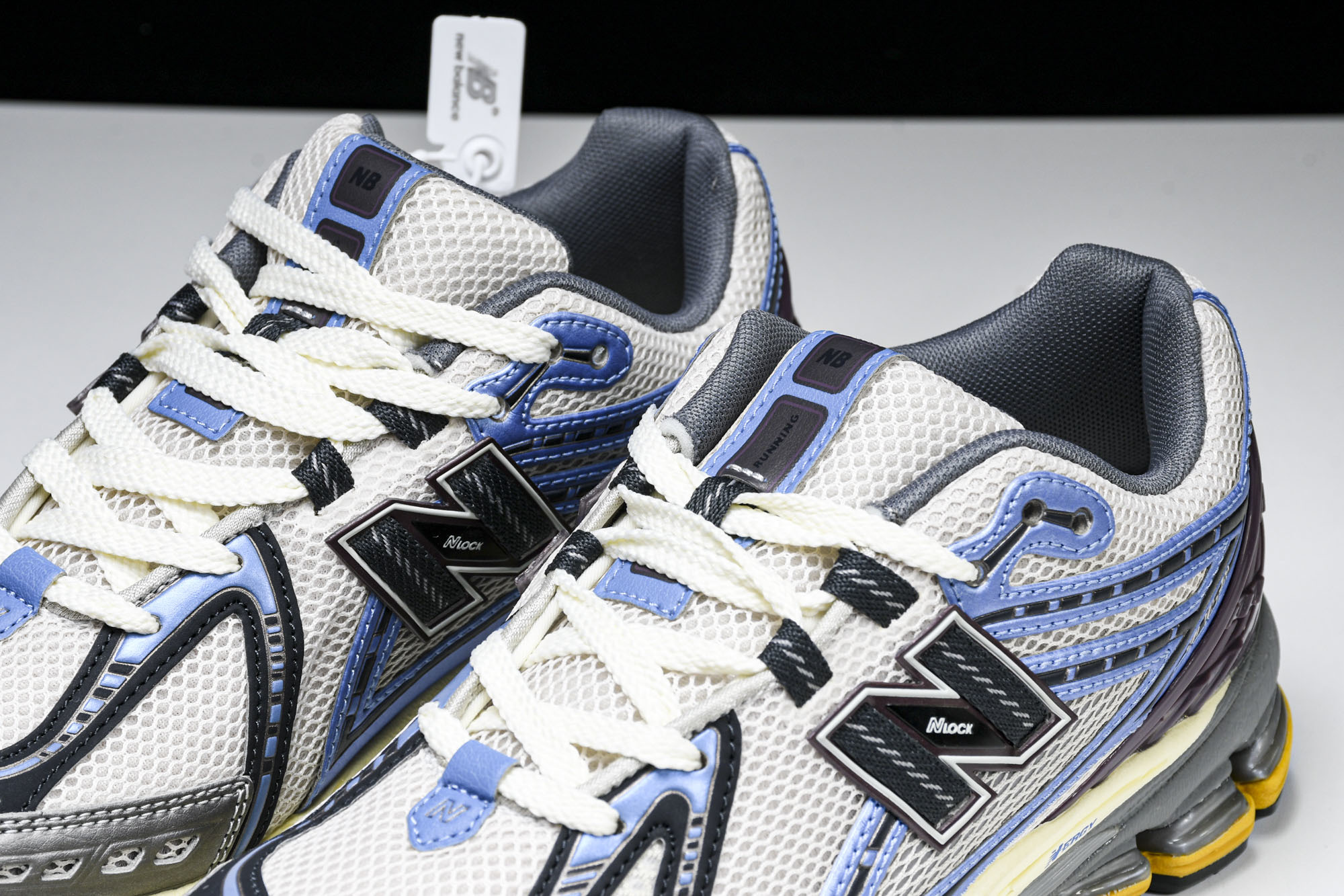New Balance 1906系列复古老爹风休闲运动慢跑鞋 M1906RRB #YZ010#鞋款灵感源