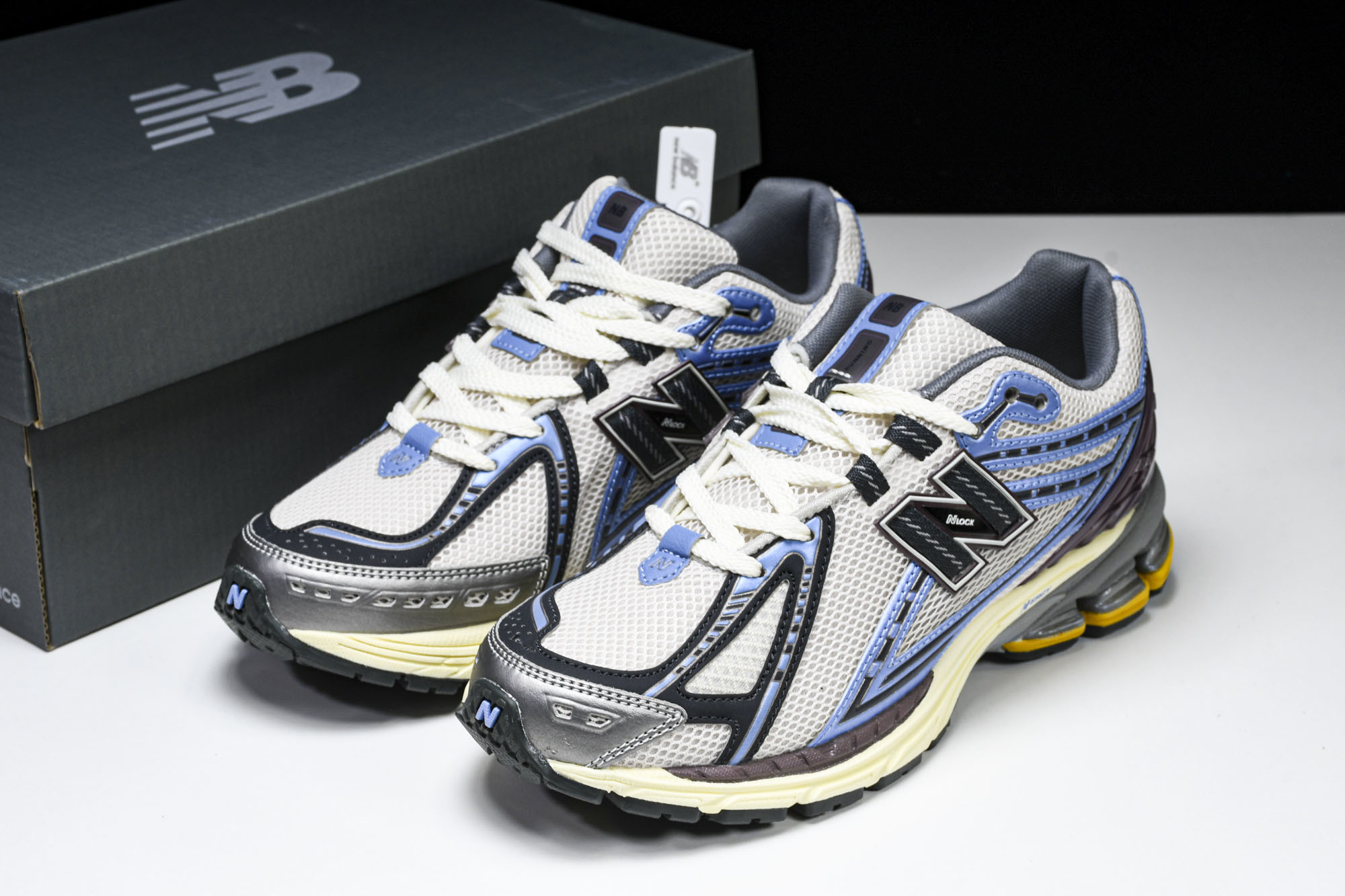 New Balance 1906系列复古老爹风休闲运动慢跑鞋 M1906RRB #YZ010#鞋款灵感源