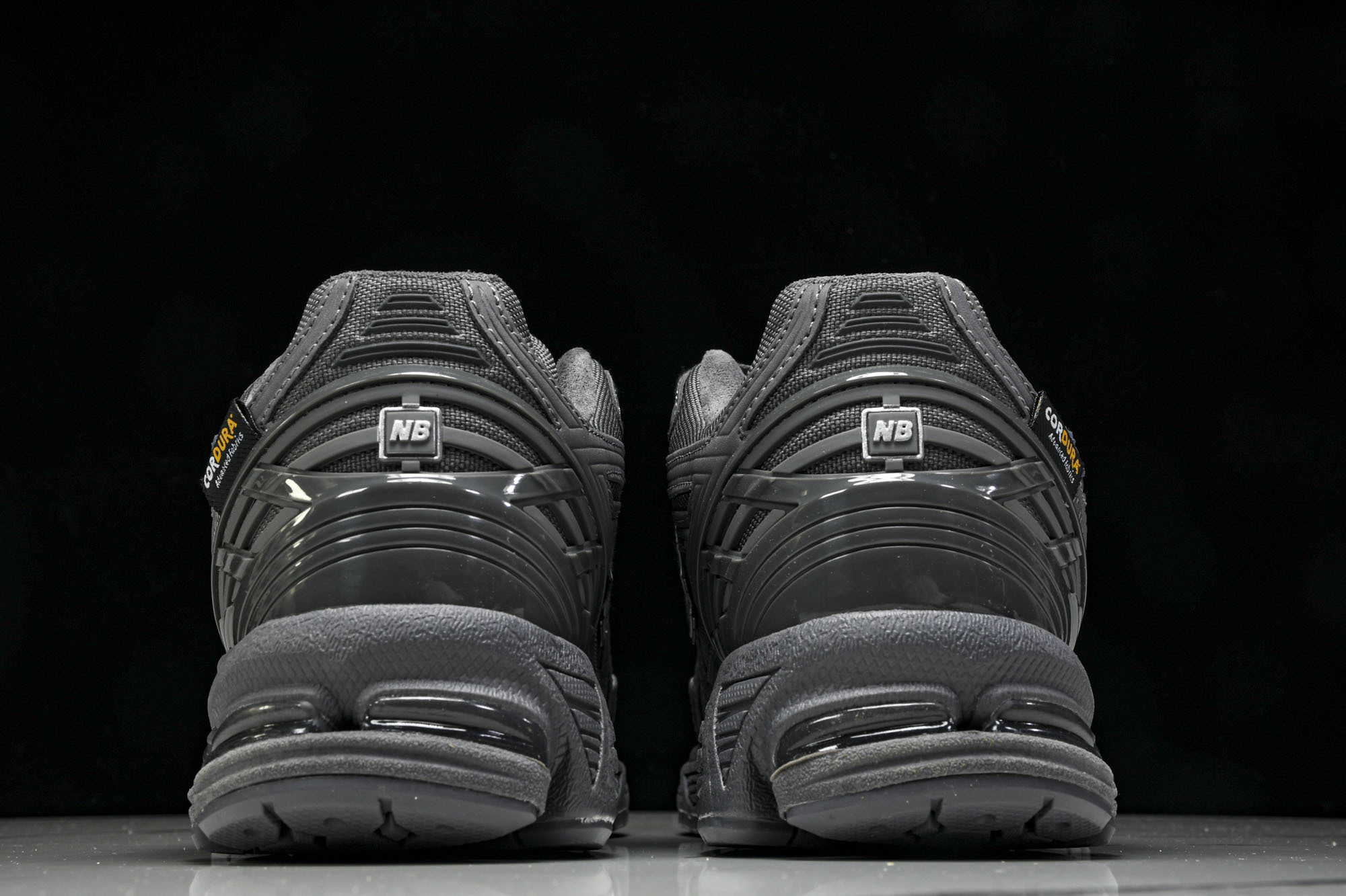 New Balance 1906系列复古老爹风休闲运动慢跑鞋 M1906RU #YZ010#鞋款灵感源自