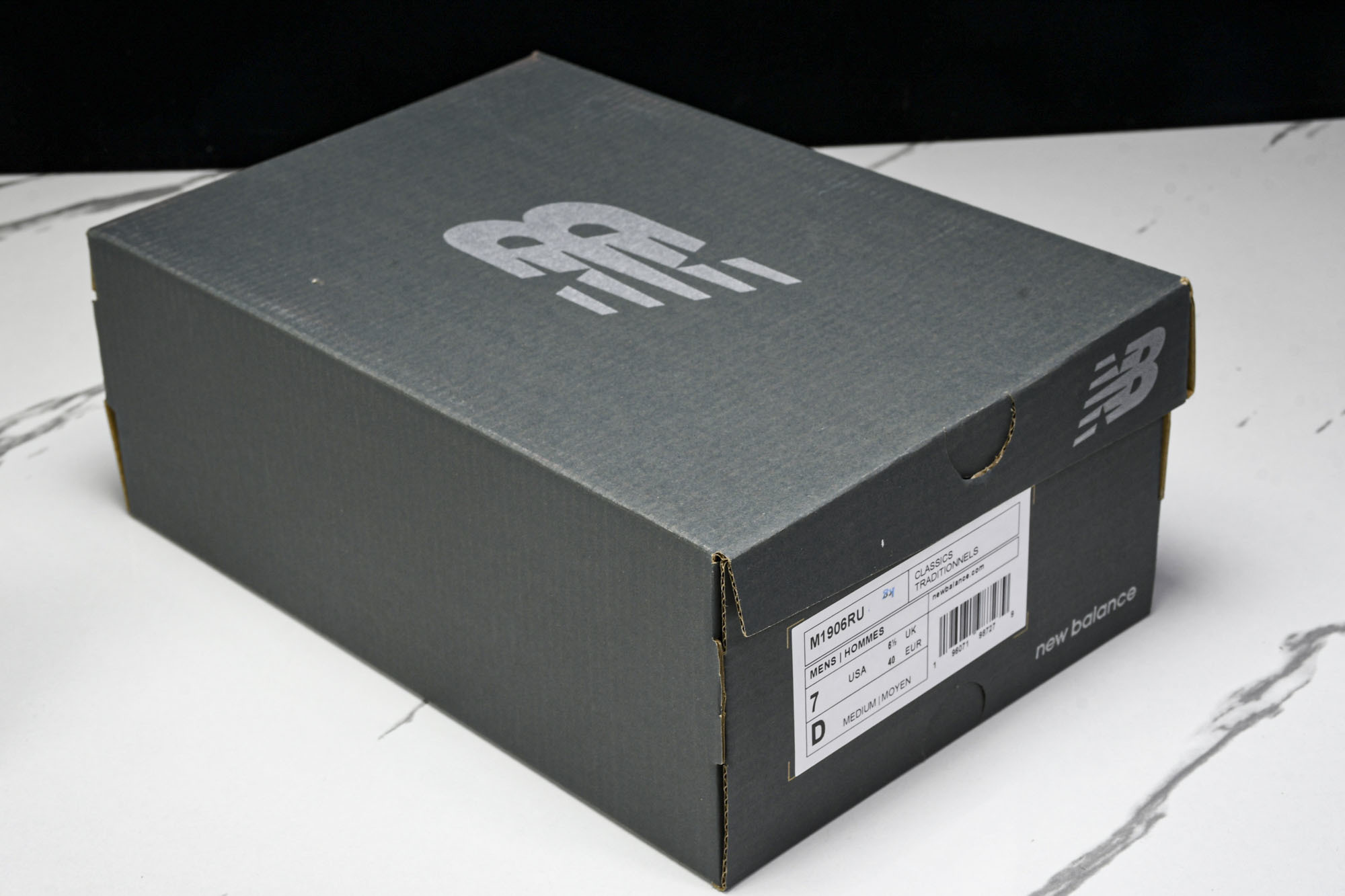 New Balance 1906系列复古老爹风休闲运动慢跑鞋 M1906RU #YZ010#鞋款灵感源自