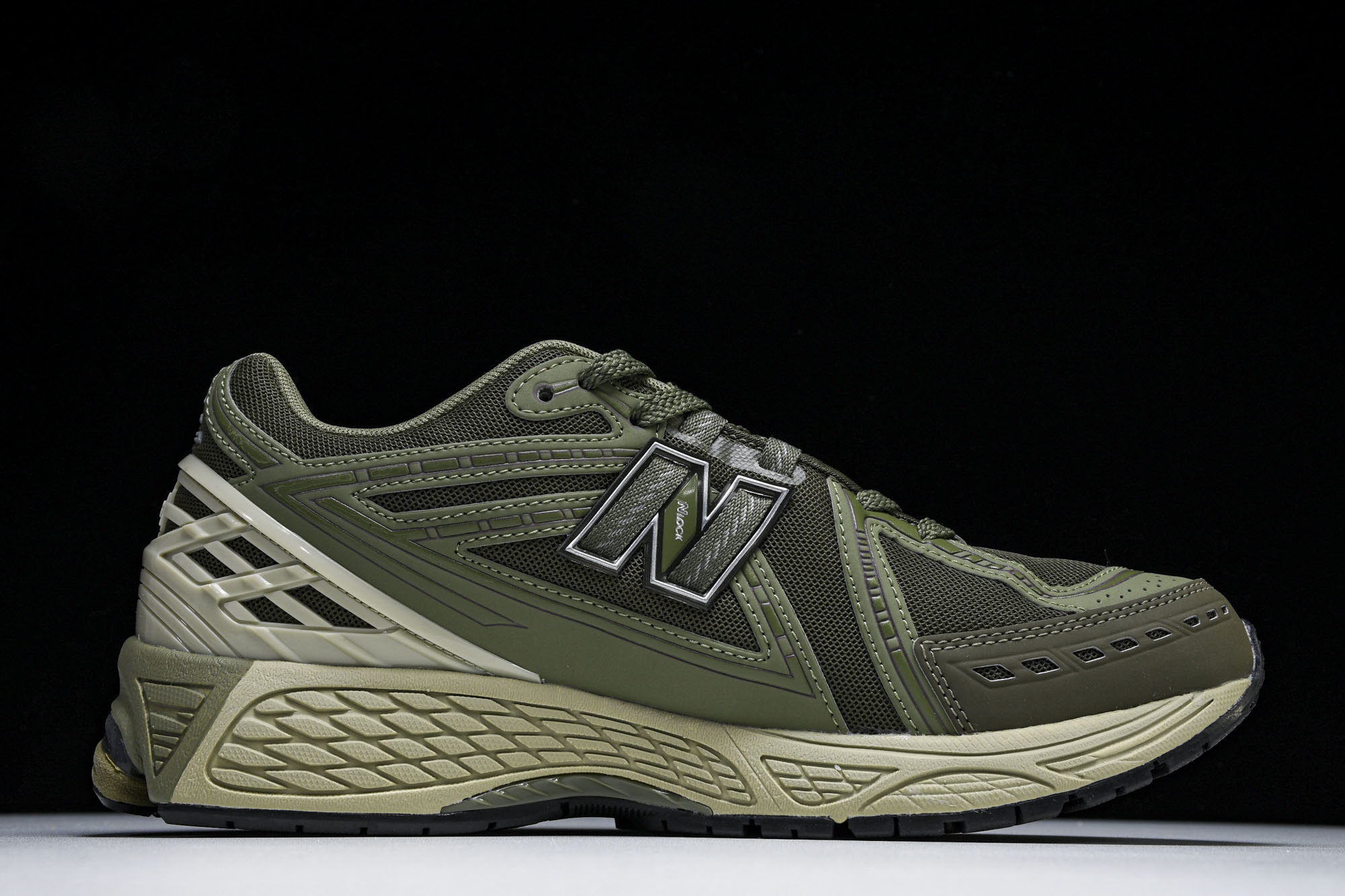 New Balance 1906系列复古老爹风休闲运动慢跑鞋 M1906RWF #YZ010#鞋款灵感源