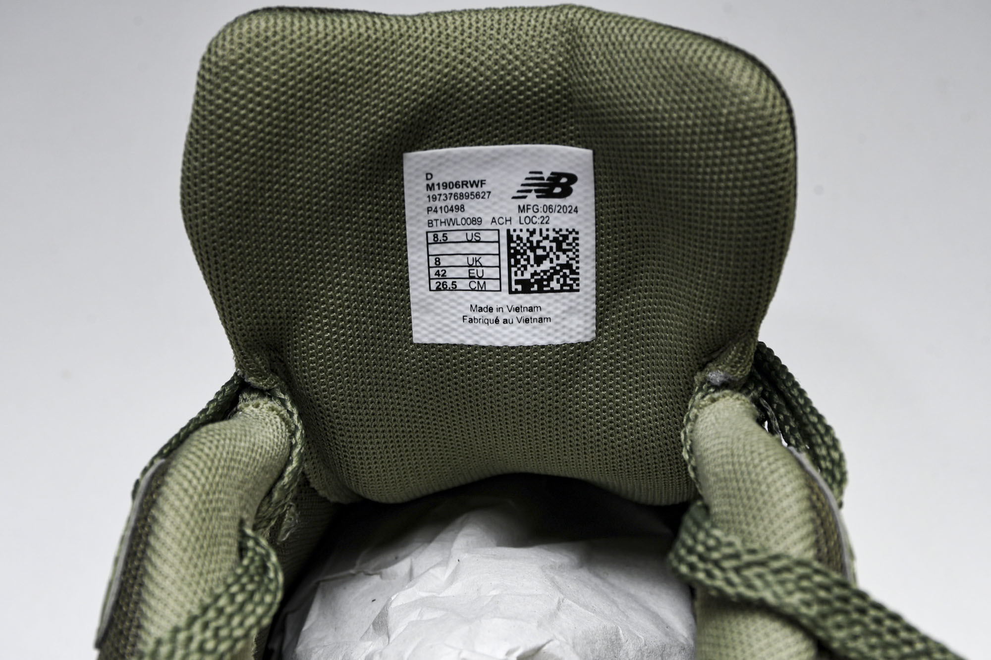 New Balance 1906系列复古老爹风休闲运动慢跑鞋 M1906RWF #YZ010#鞋款灵感源