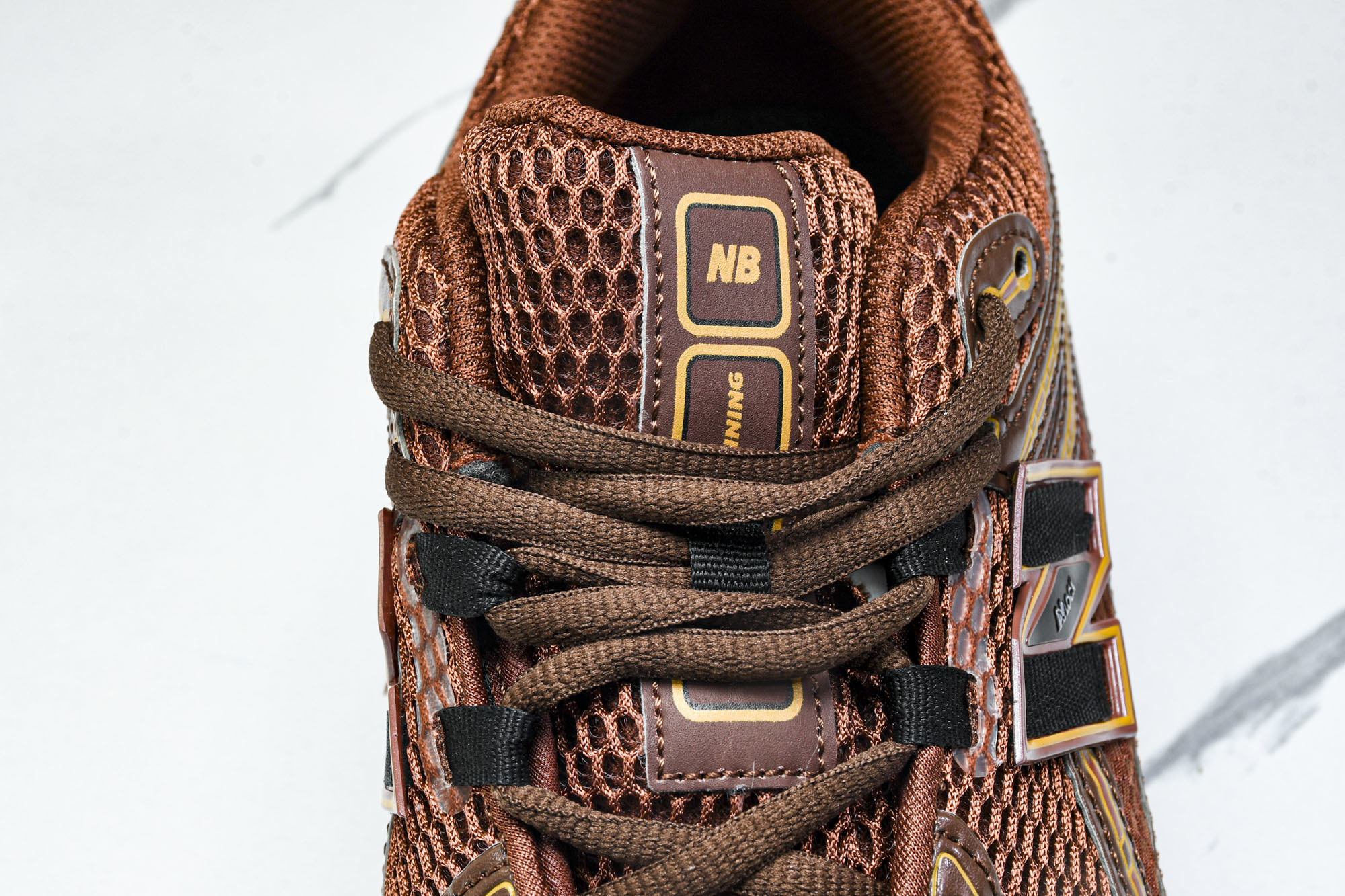 New Balance 1906系列复古老爹风休闲运动慢跑鞋 M1906RZA #YZ010#鞋款灵感源