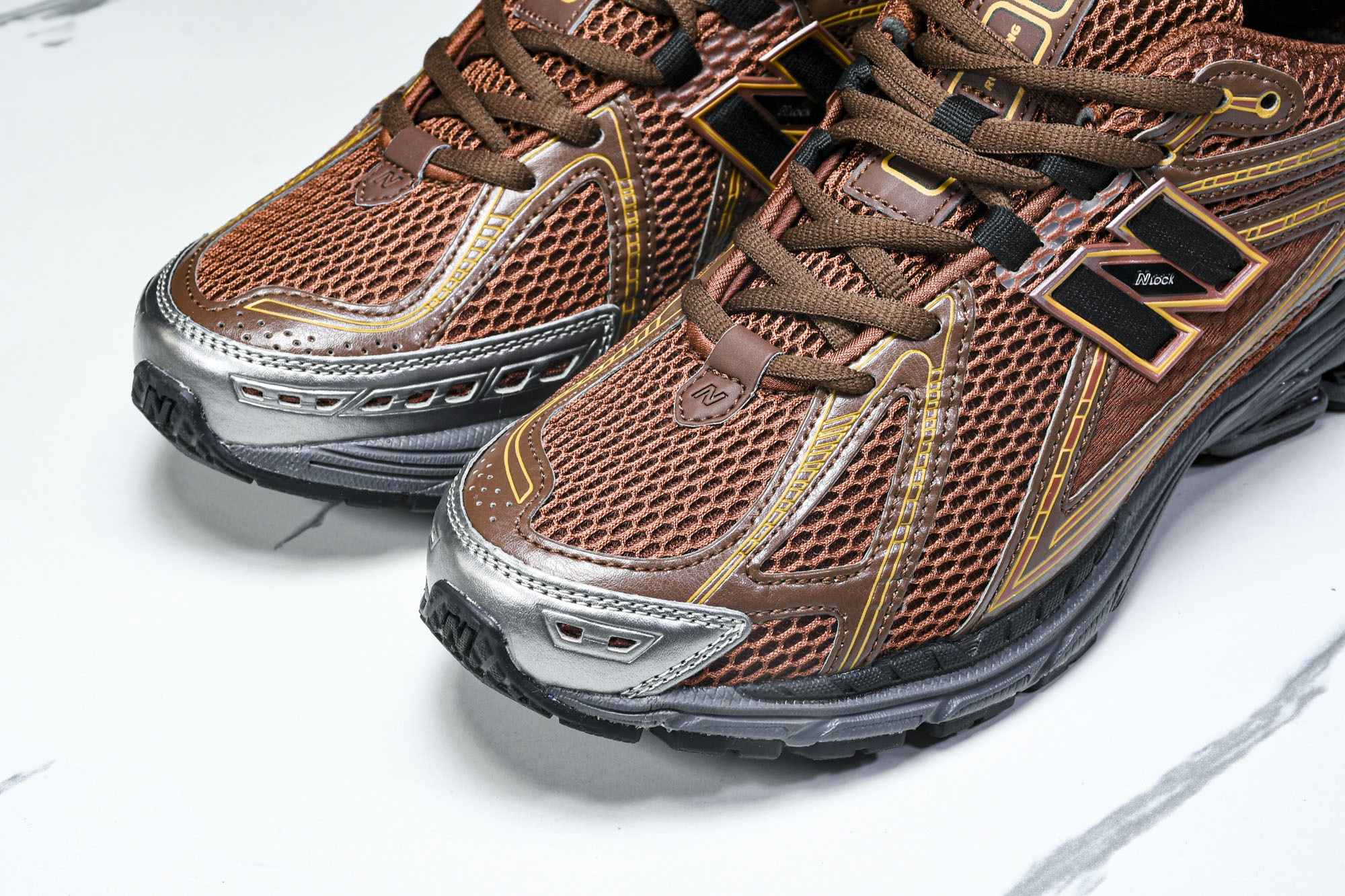 New Balance 1906系列复古老爹风休闲运动慢跑鞋 M1906RZA #YZ010#鞋款灵感源