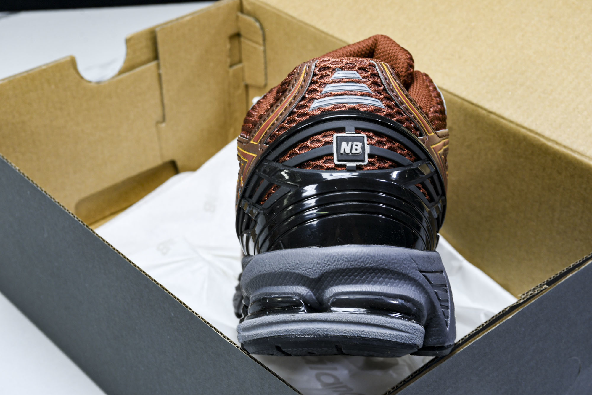 New Balance 1906系列复古老爹风休闲运动慢跑鞋 M1906RZA #YZ010#鞋款灵感源