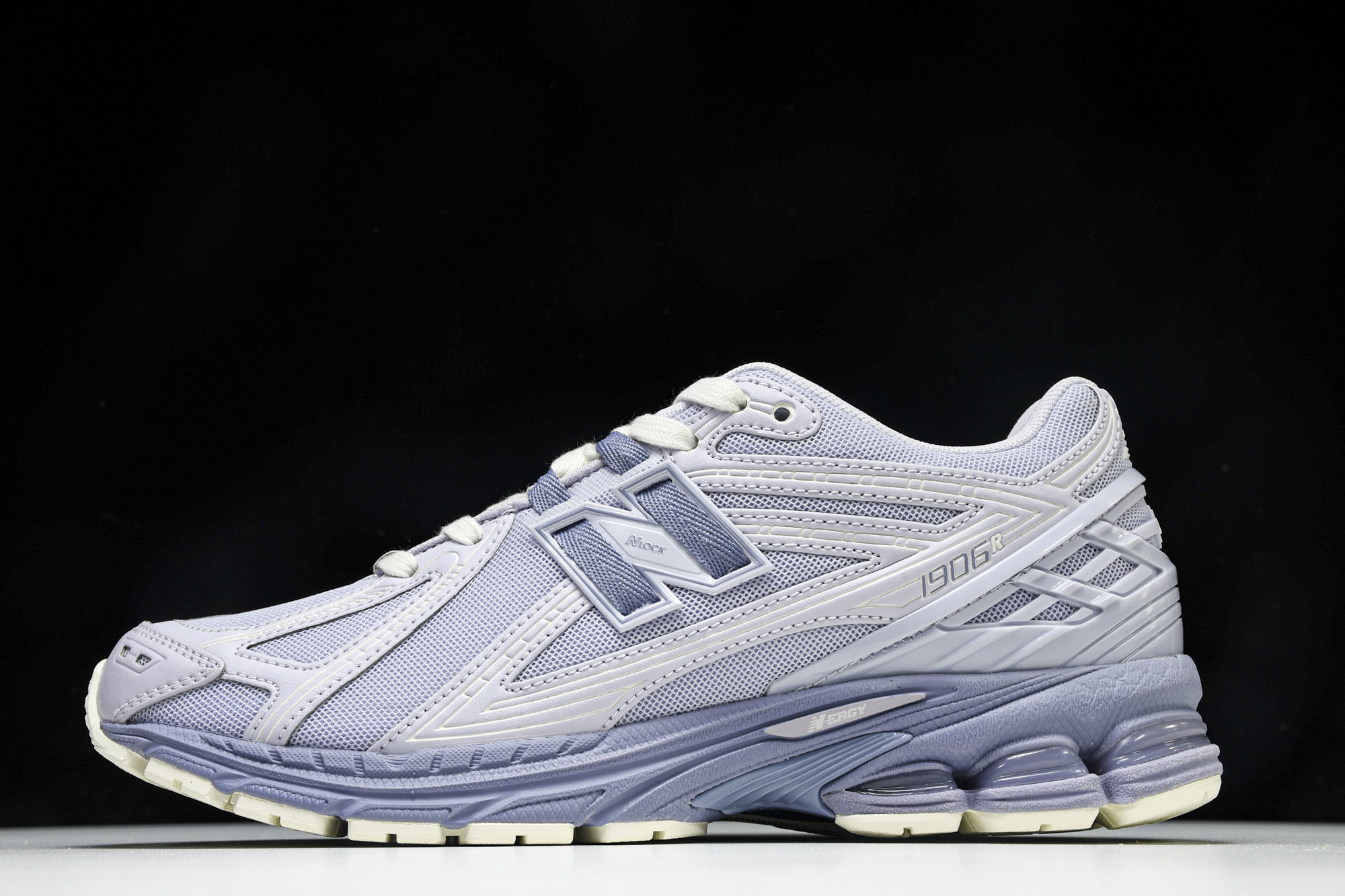 New Balance 1906系列复古老爹风休闲运动慢跑鞋 M1906RZV #YZ010#鞋款灵感源