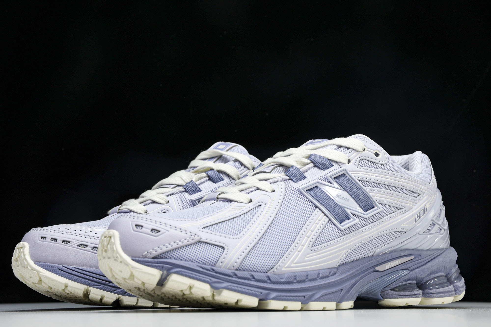 New Balance 1906系列复古老爹风休闲运动慢跑鞋 M1906RZV #YZ010#鞋款灵感源